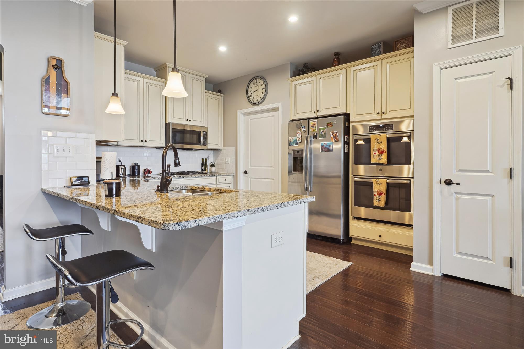 POTOMAC SHORES - Residential