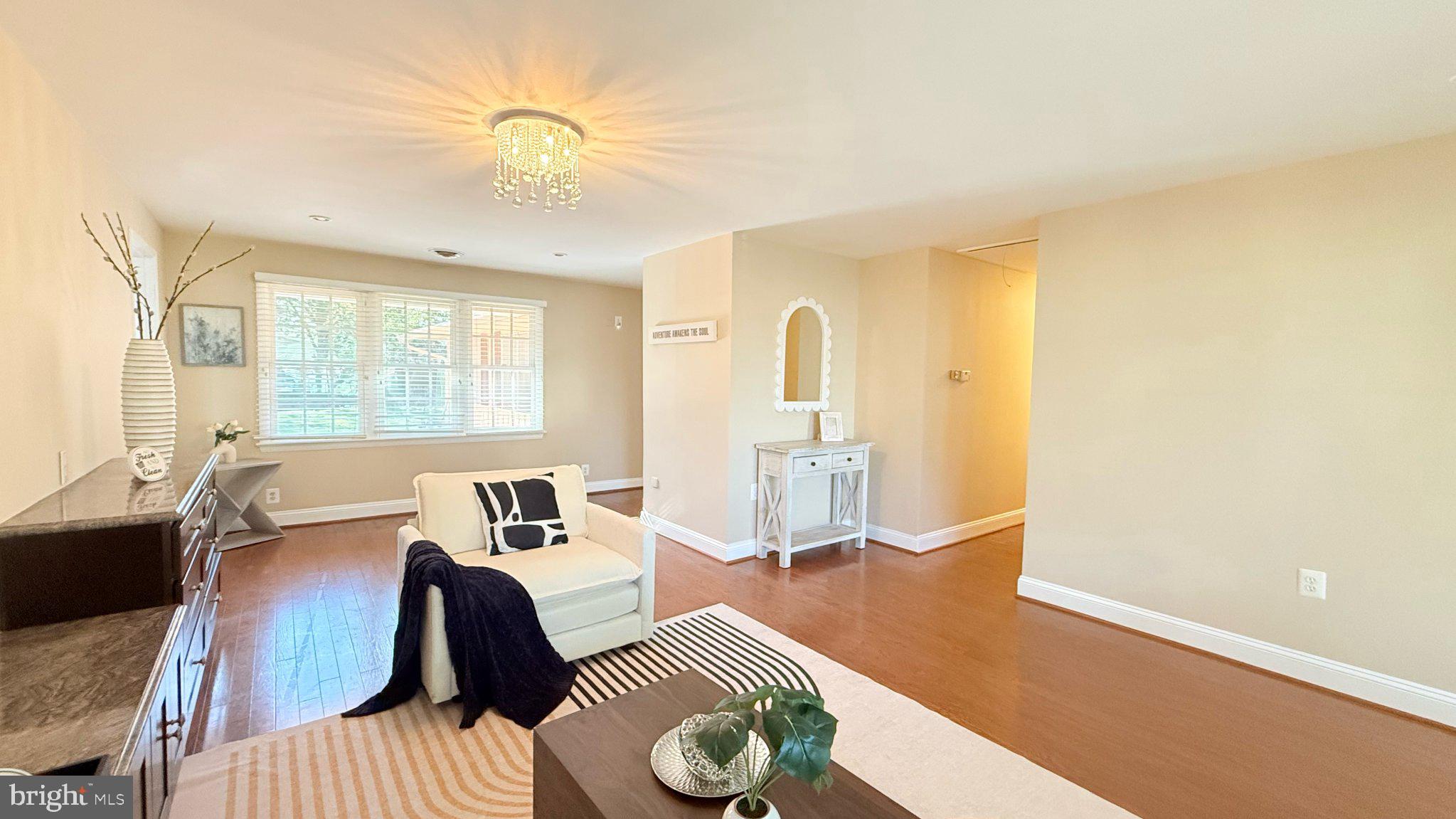 4905 APPLE TREE DRIVE