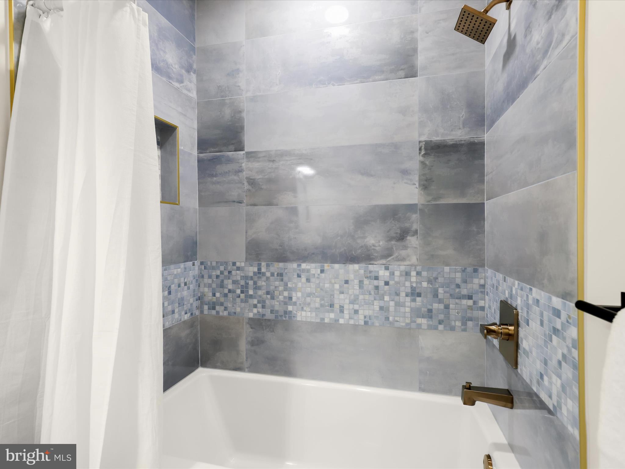 THE RISTEAU - Residential