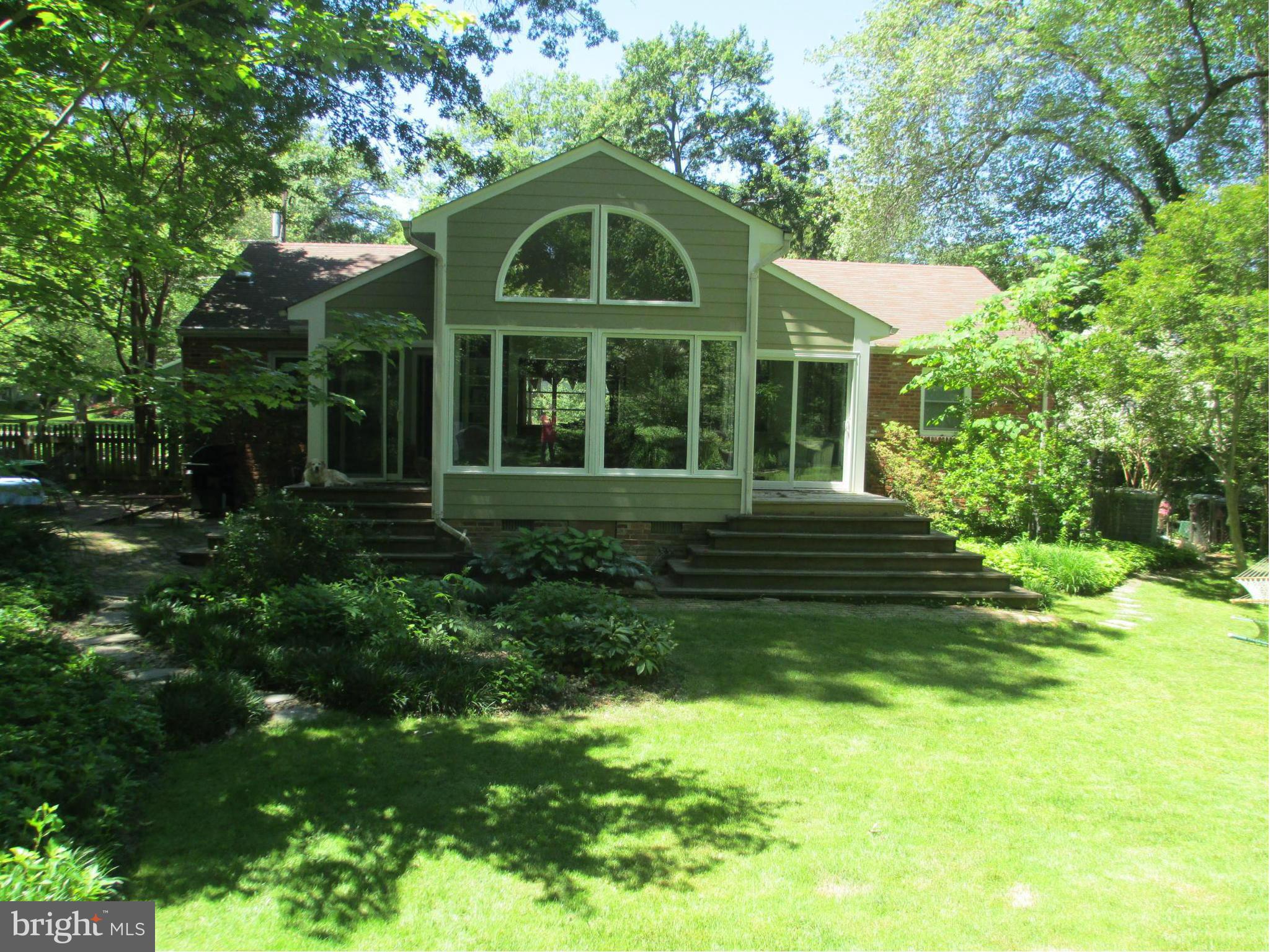 BROADMONT - Residential Lease