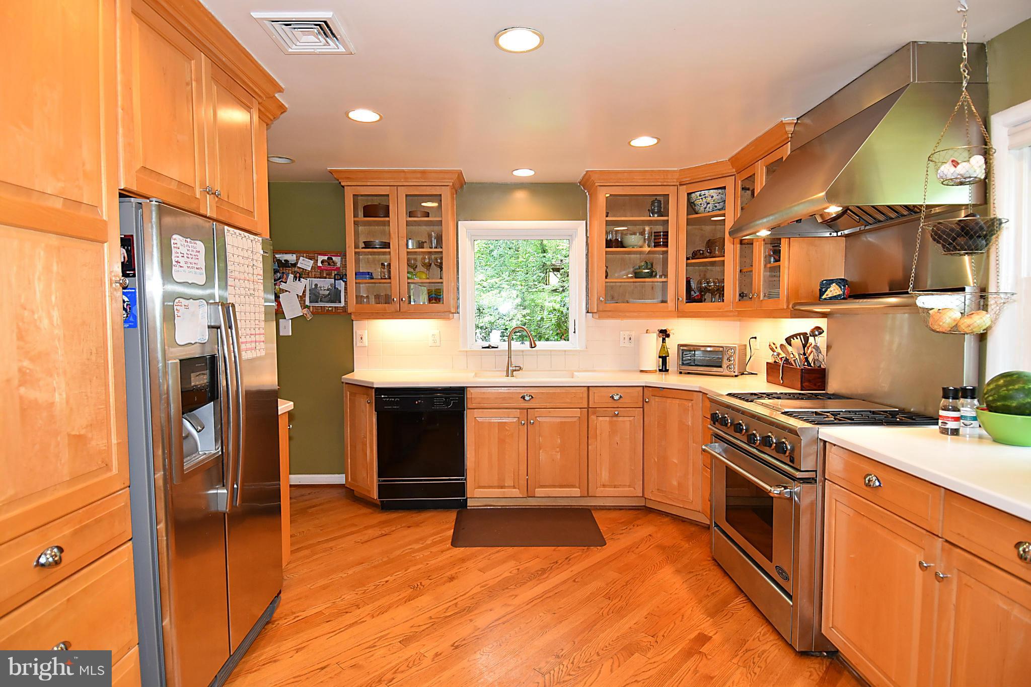 BROADMONT - Residential Lease