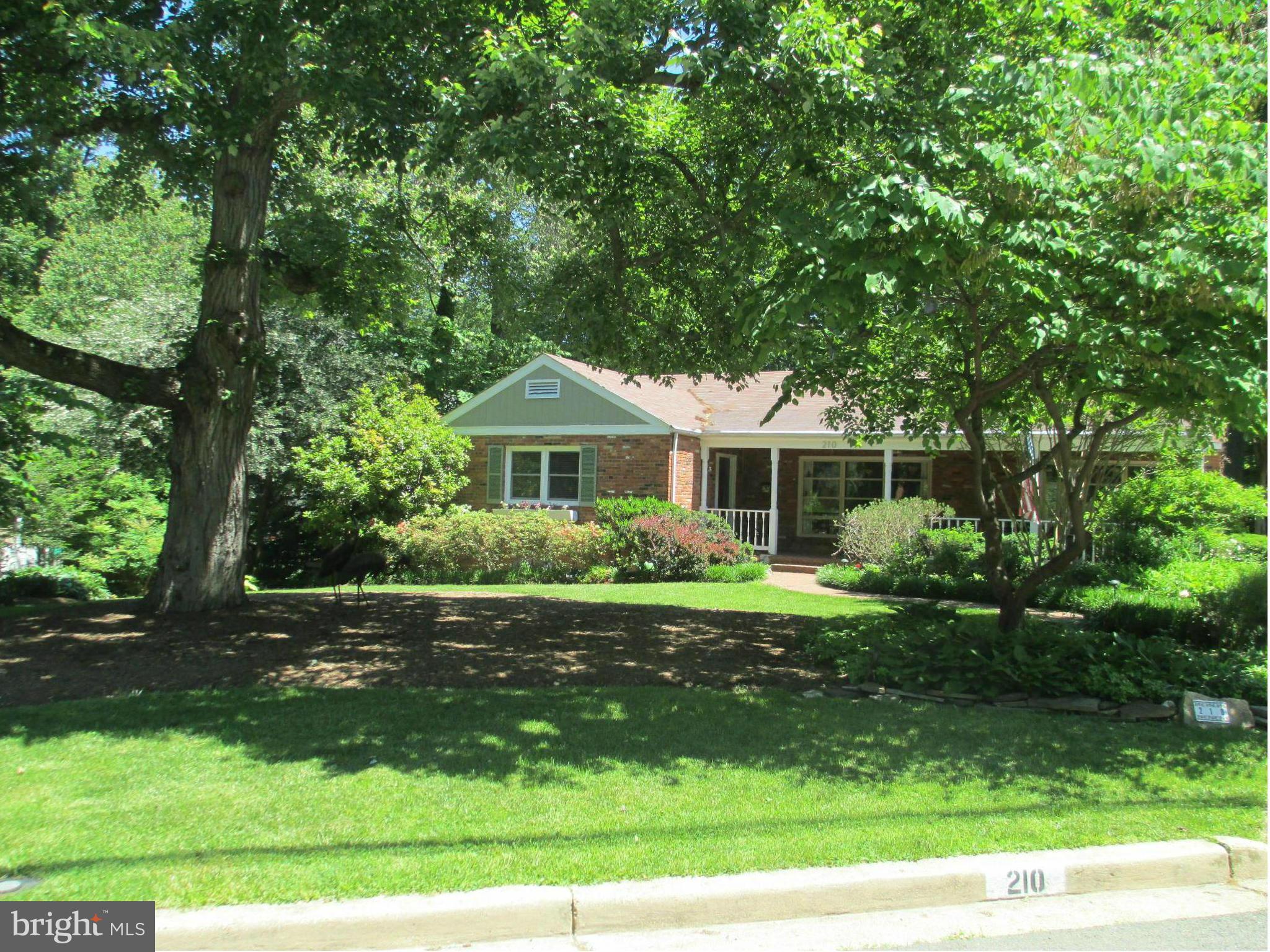 BROADMONT - Residential Lease