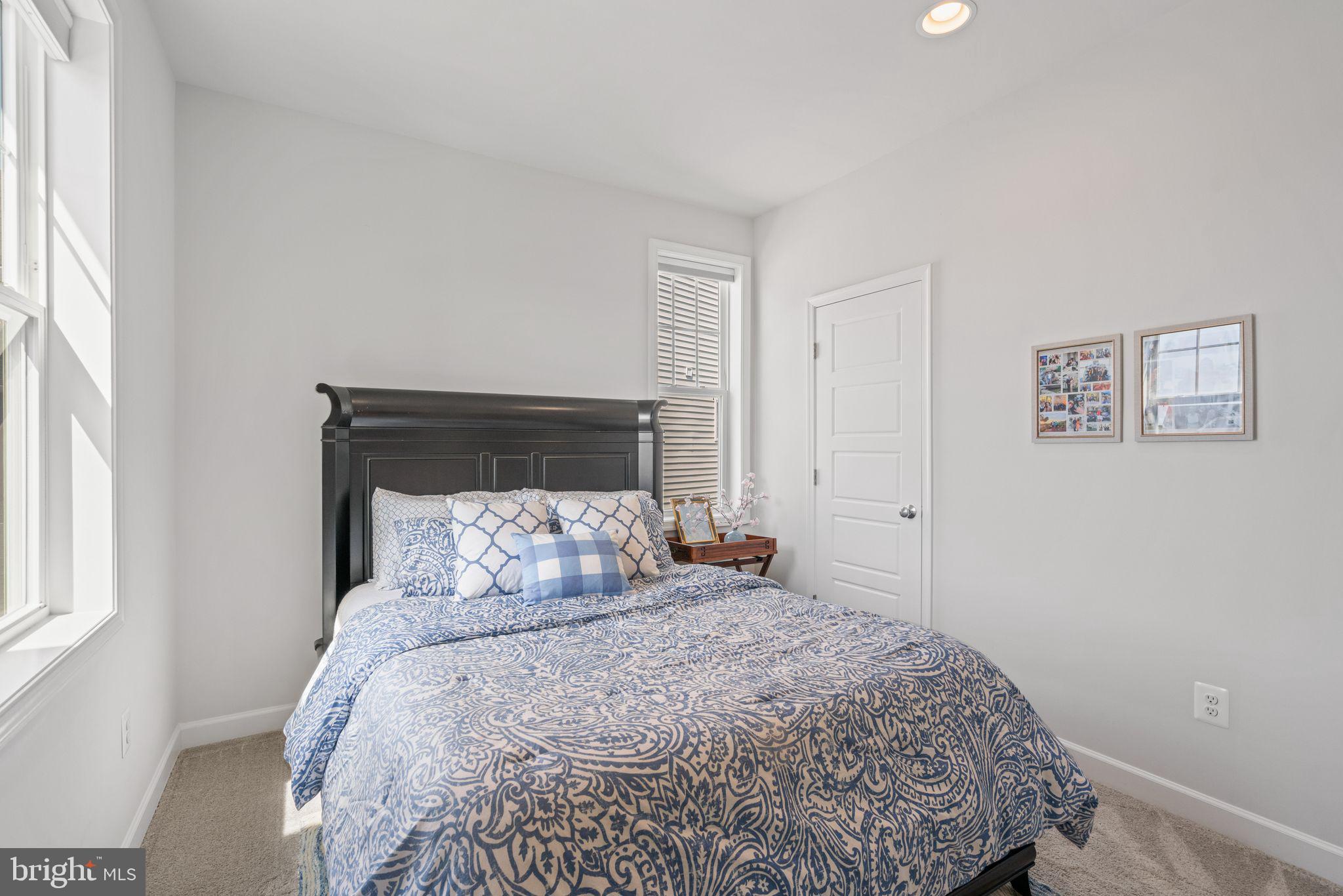 THE CASCADES AT TWO RIVERS - Residential