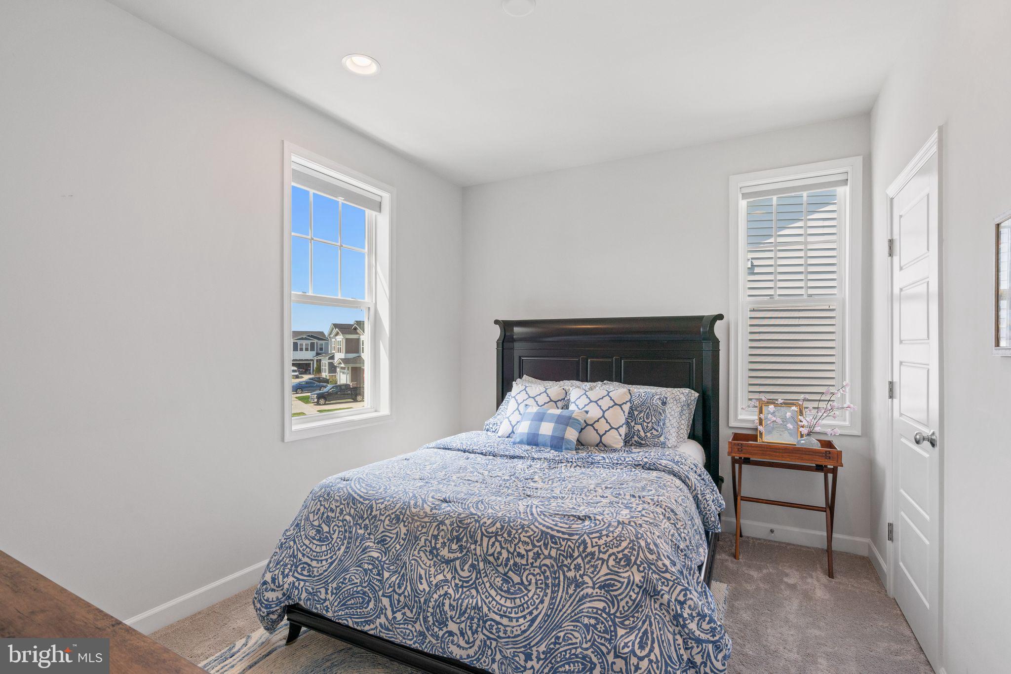 THE CASCADES AT TWO RIVERS - Residential