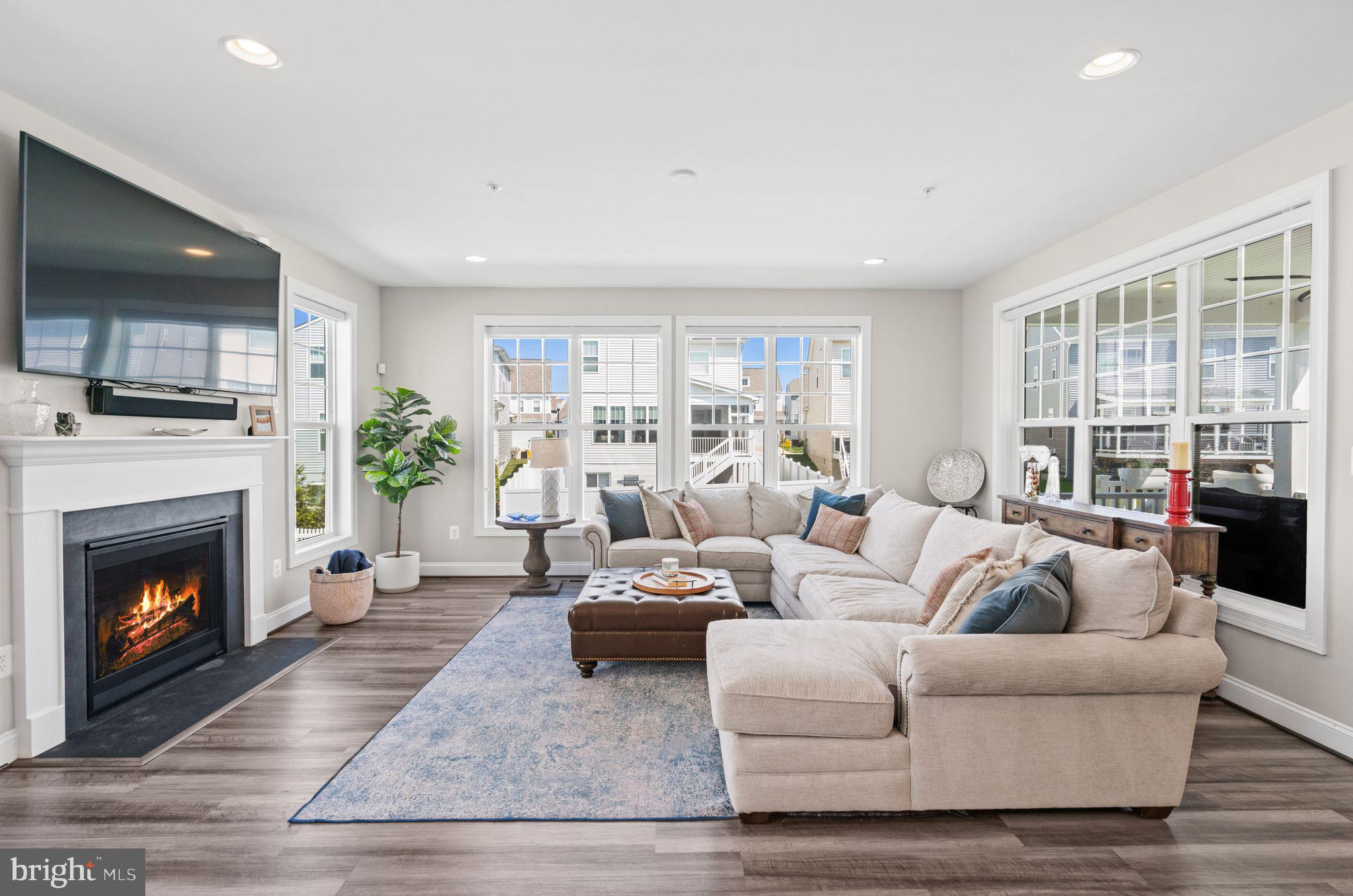 THE CASCADES AT TWO RIVERS - Residential