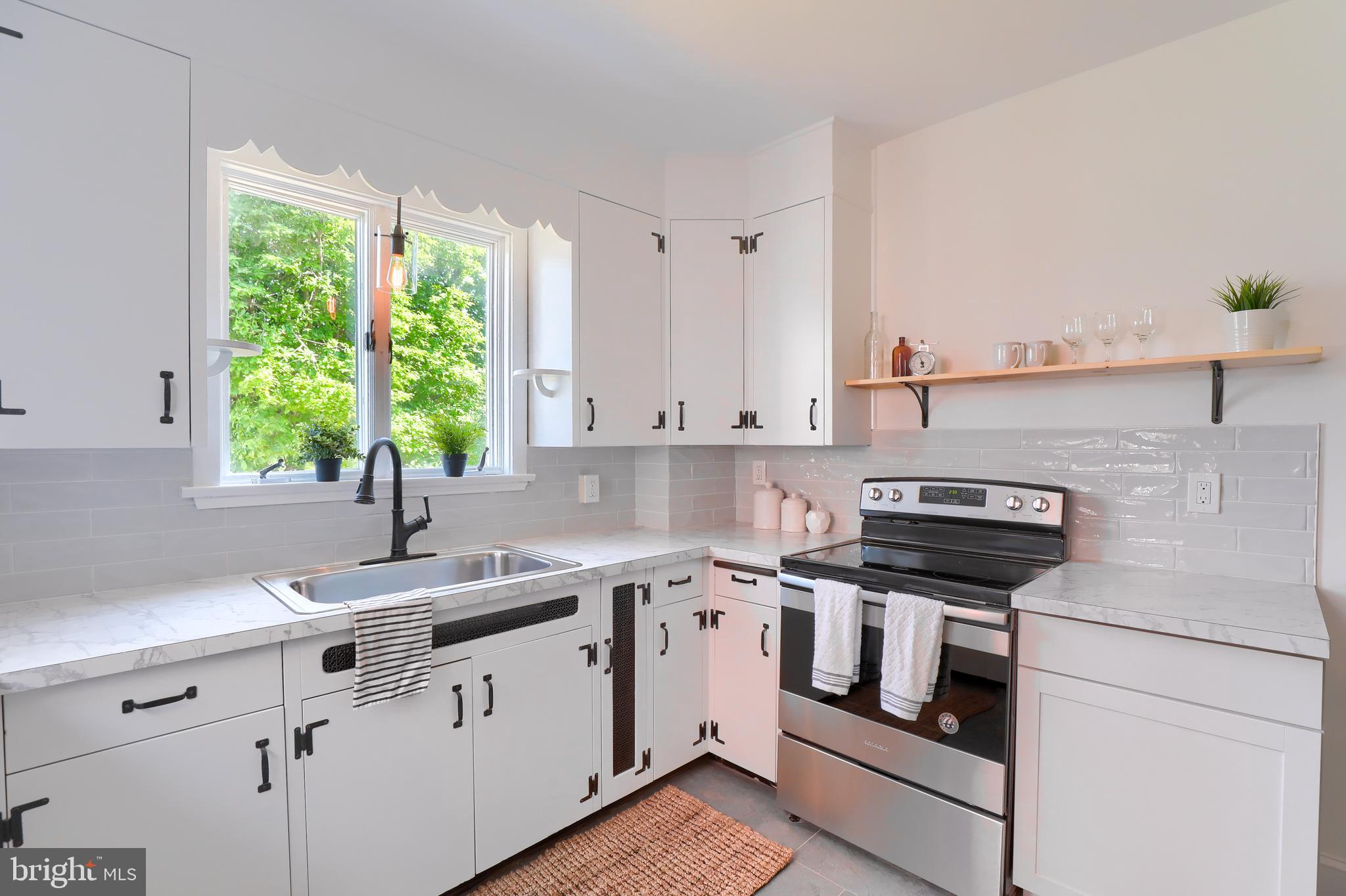 SOWE NEIGHBORHOOD / CABBAGE HILL - Residential