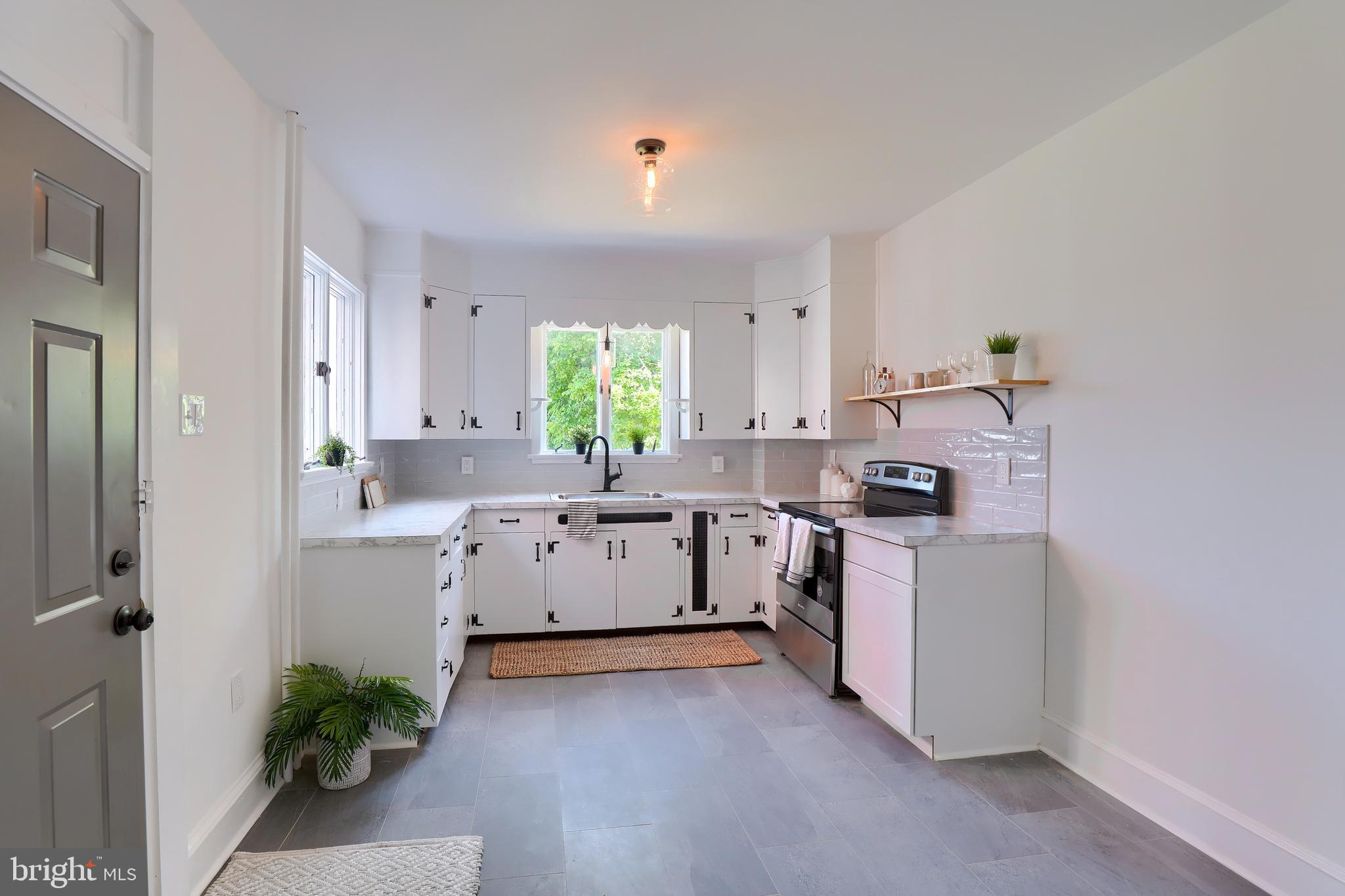 SOWE NEIGHBORHOOD / CABBAGE HILL - Residential