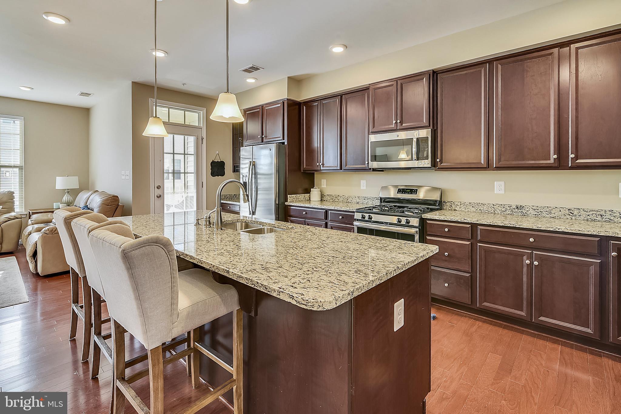 ORCHARD SQUARE - Residential