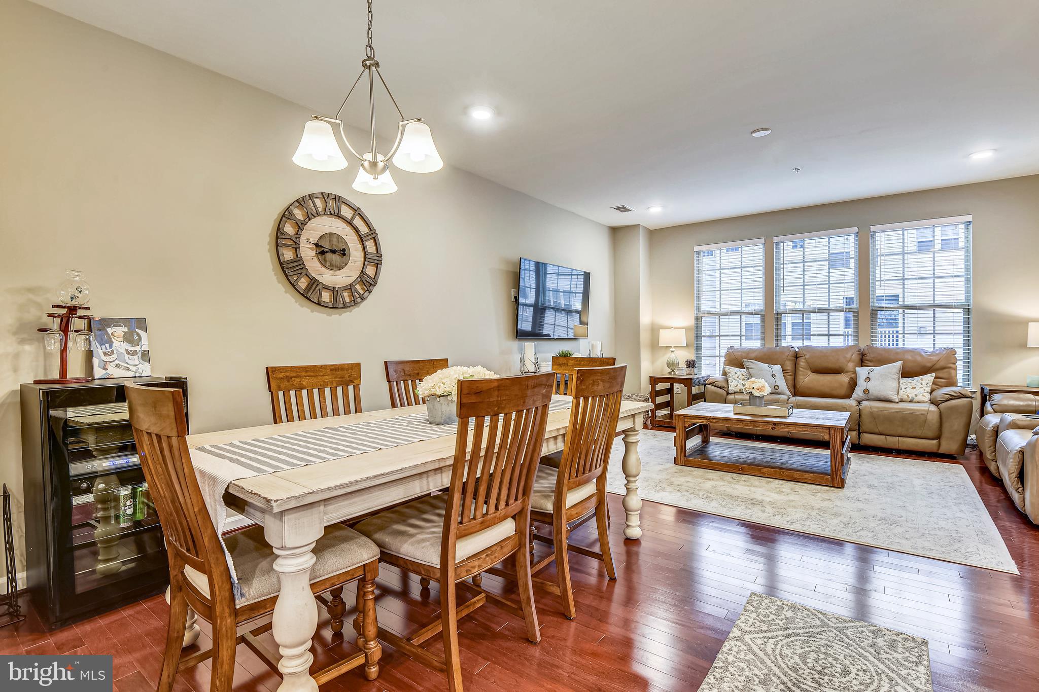 ORCHARD SQUARE - Residential