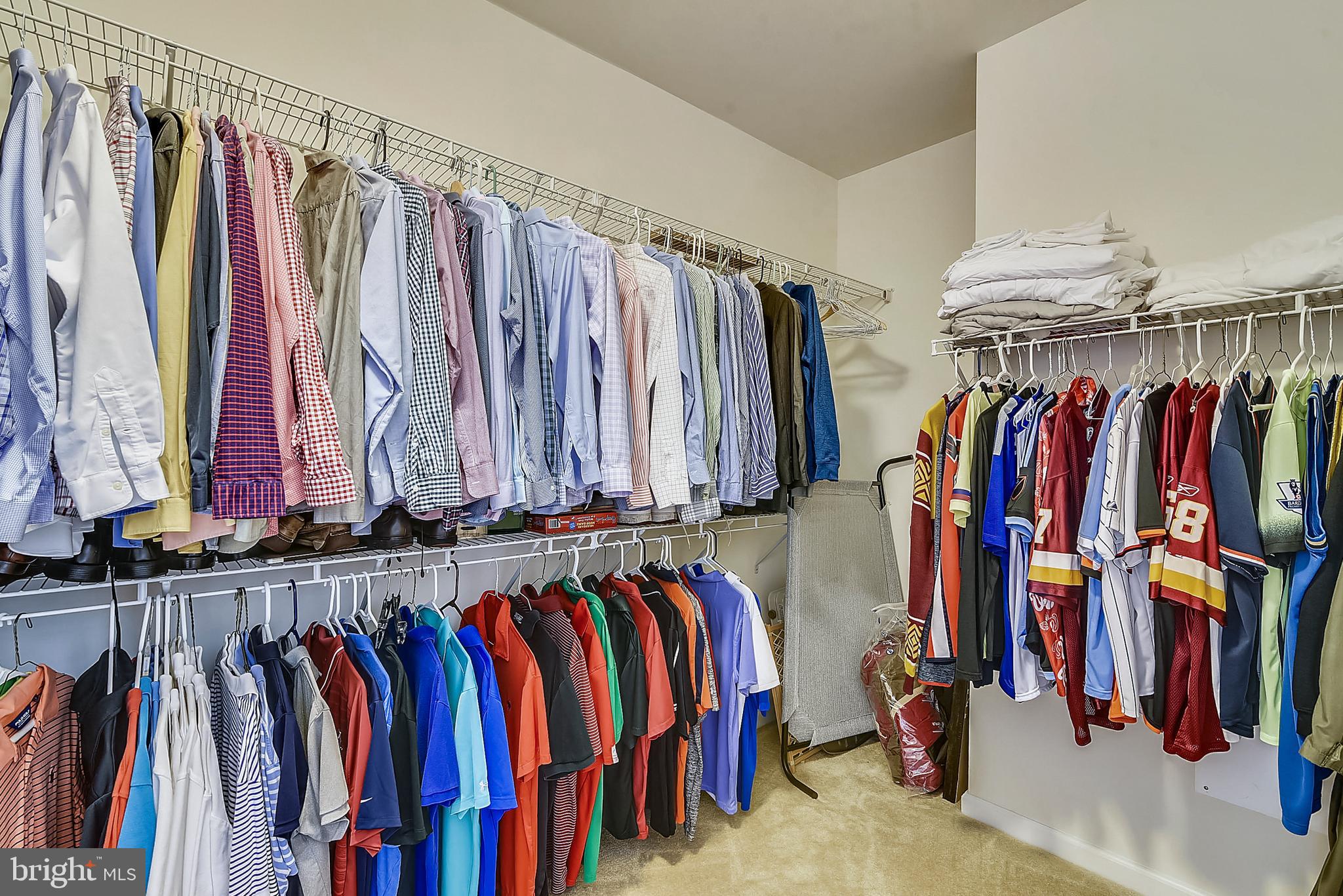 ORCHARD SQUARE - Residential