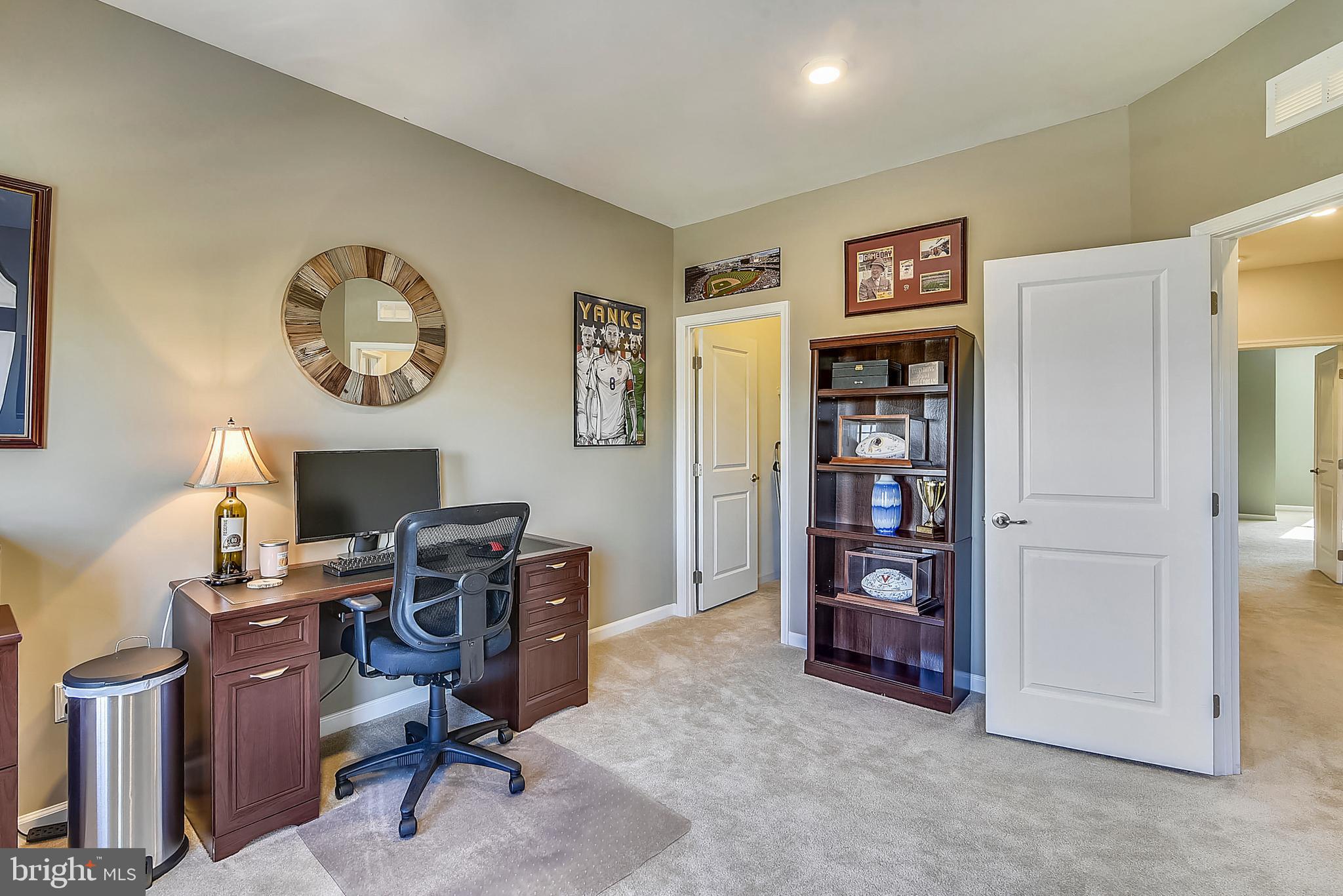 ORCHARD SQUARE - Residential