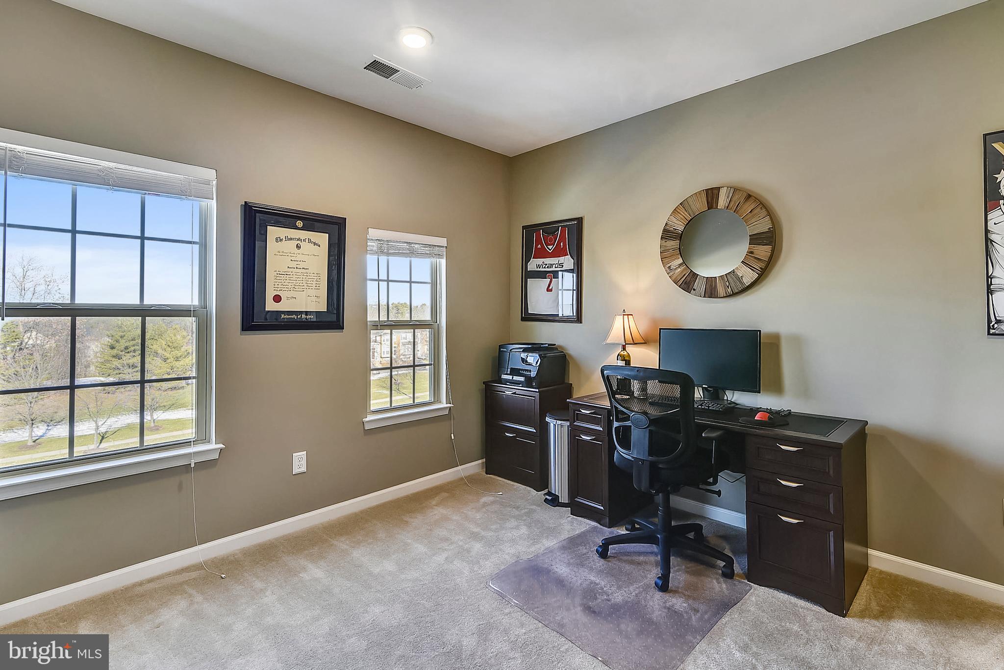 ORCHARD SQUARE - Residential