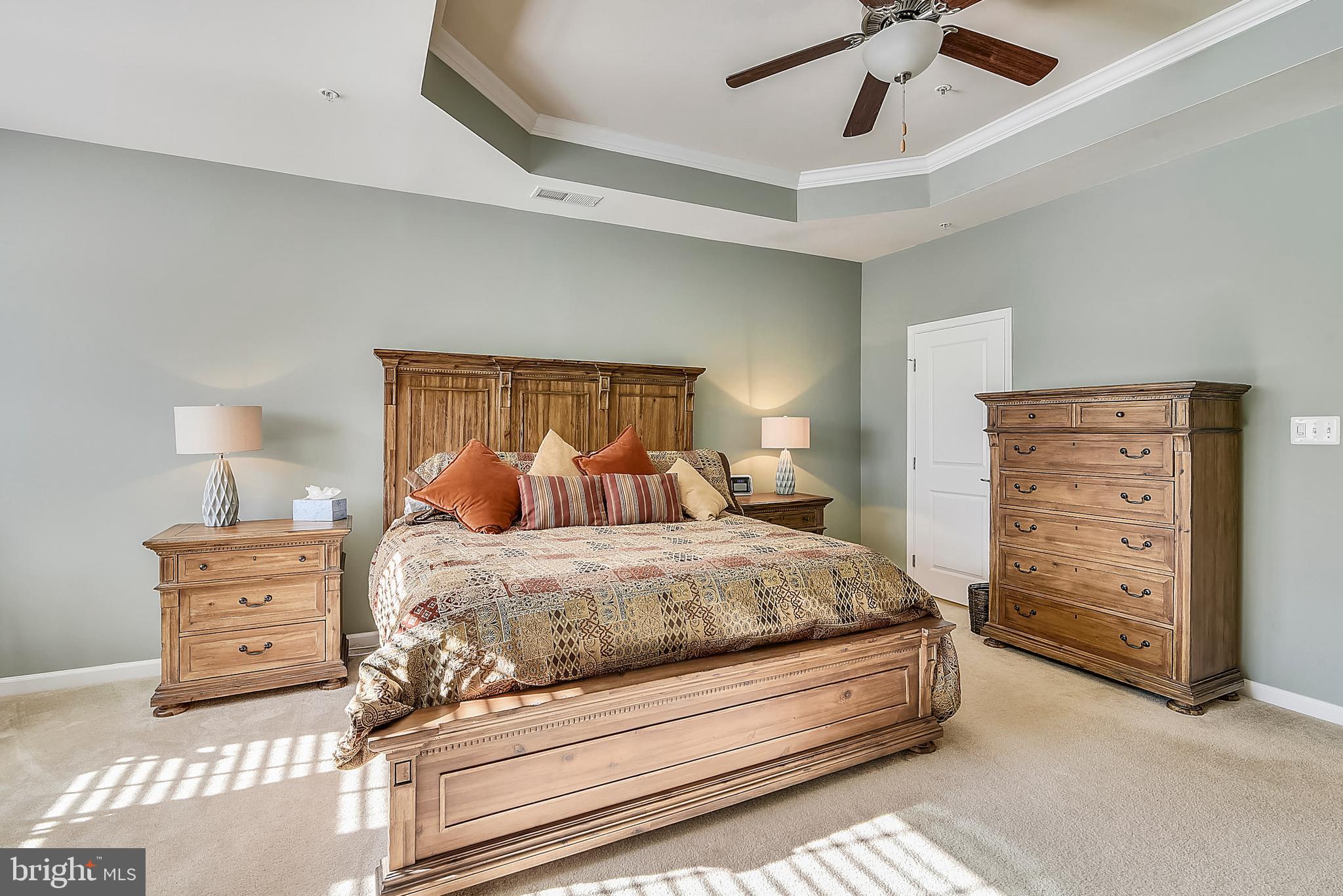 ORCHARD SQUARE - Residential