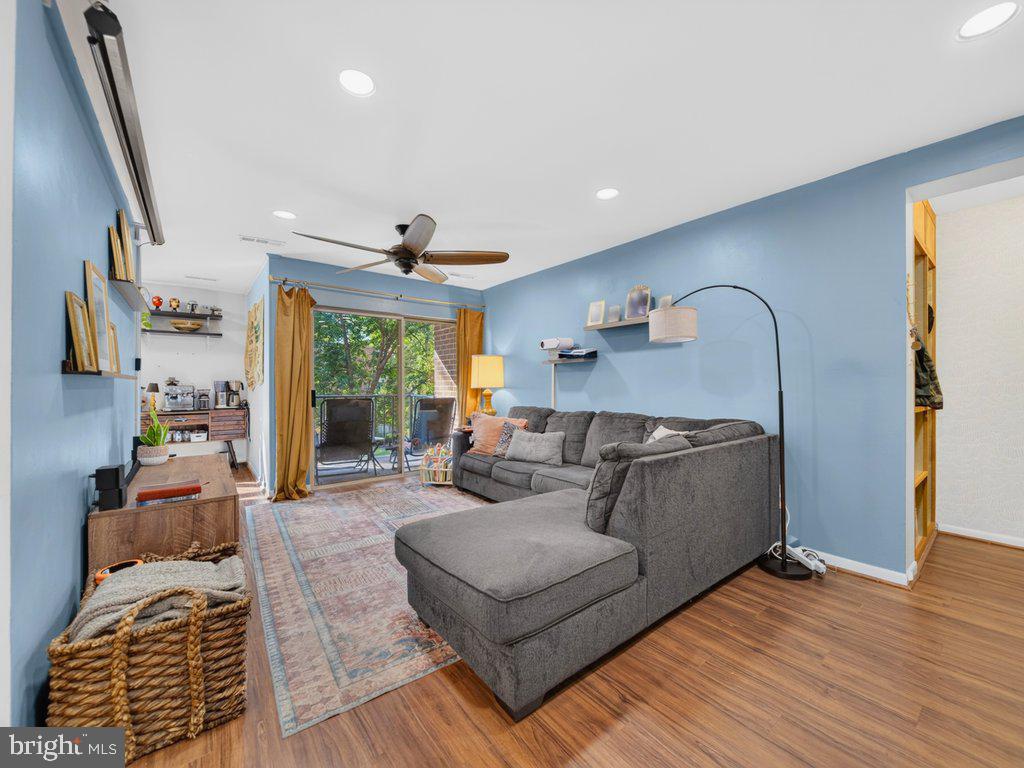 3312 WOODBURN VILLAGE DRIVE 12