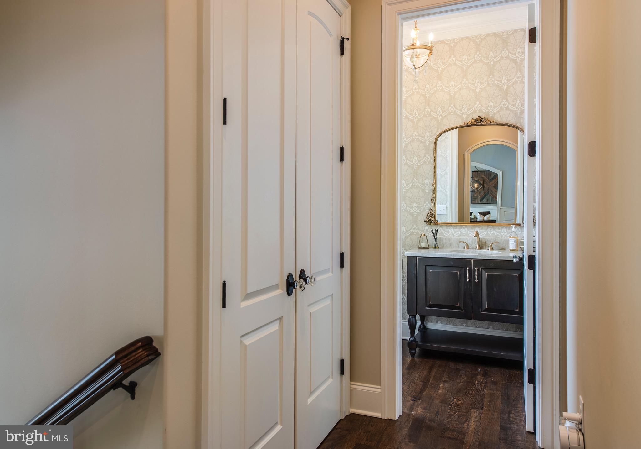 BECHTEL FARM - Residential