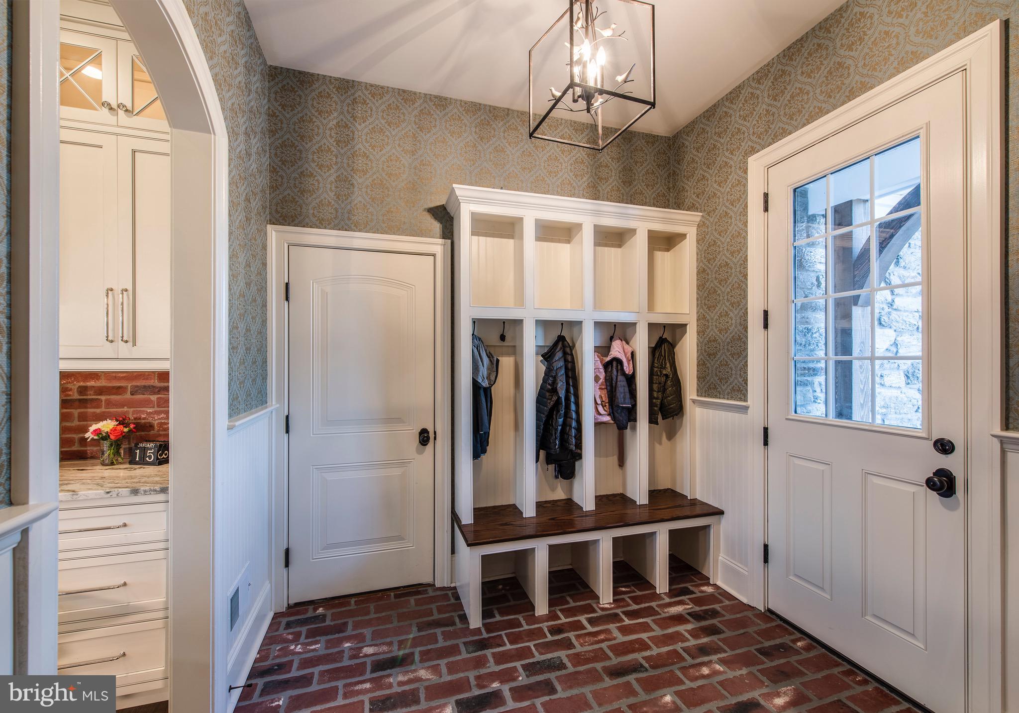 BECHTEL FARM - Residential