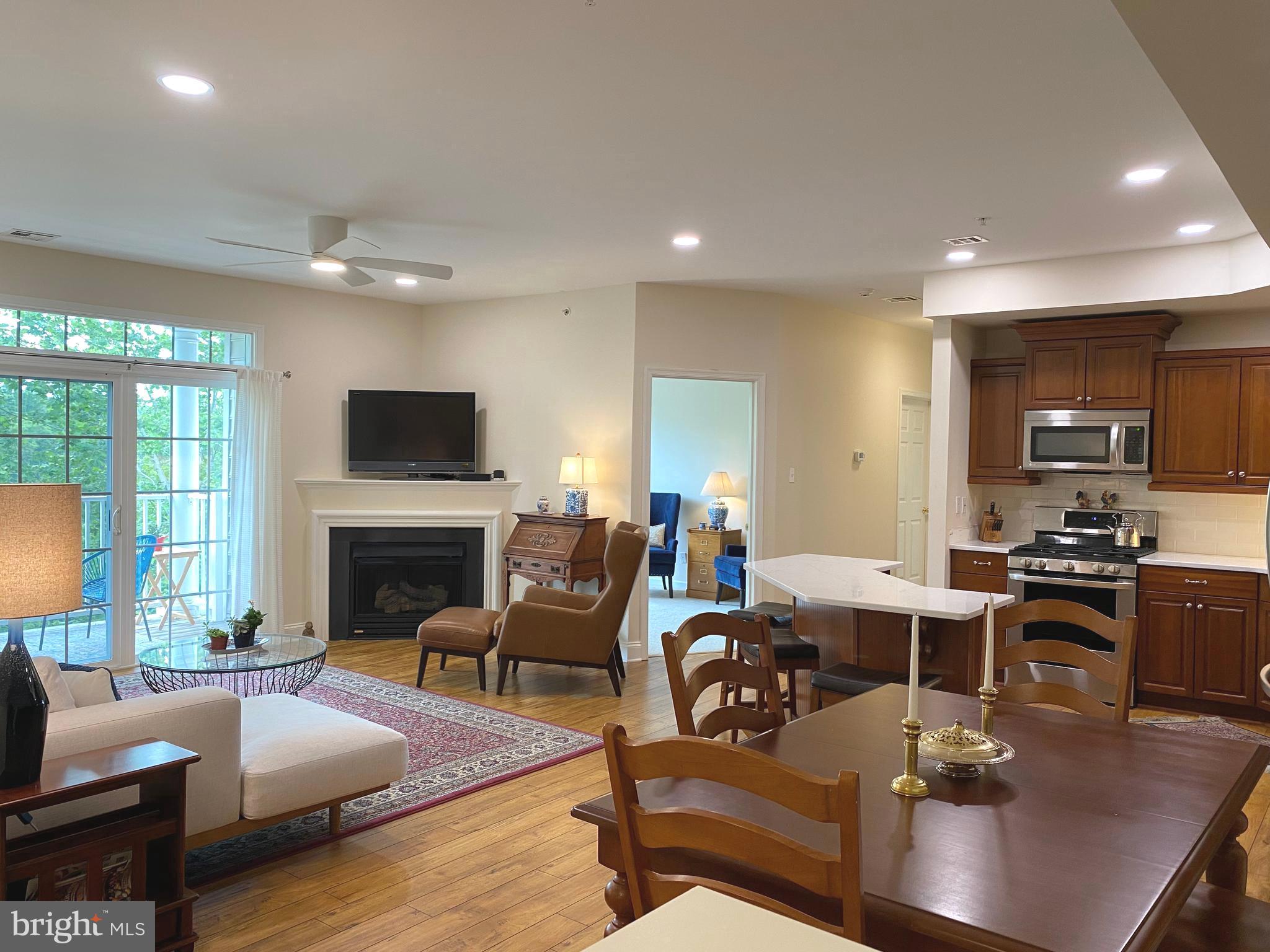 VICTORIA GARDENS - Residential