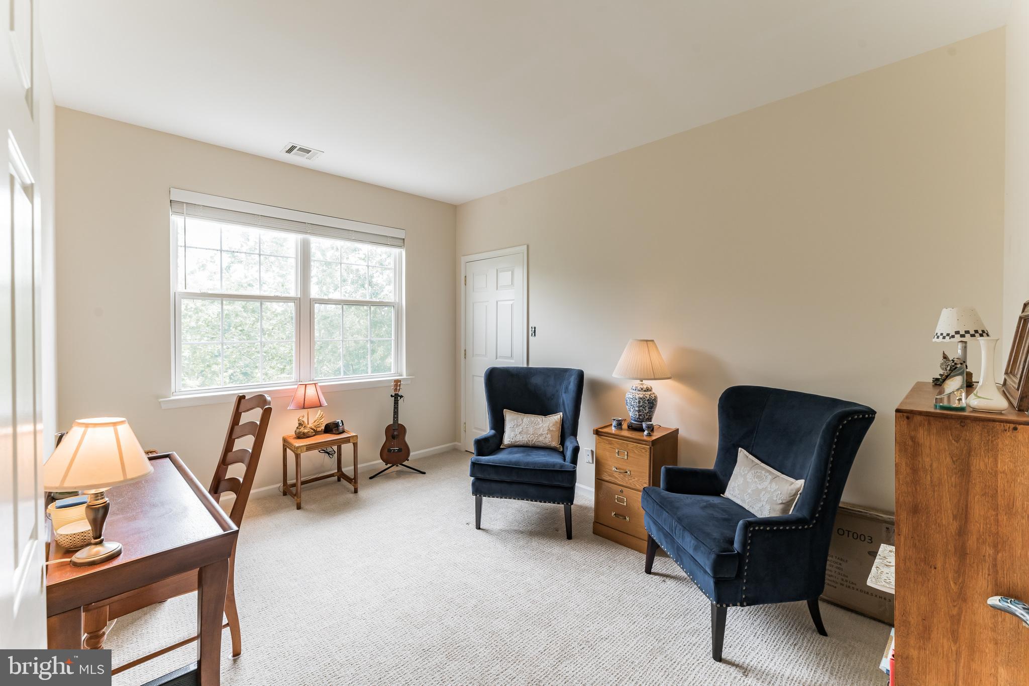 VICTORIA GARDENS - Residential