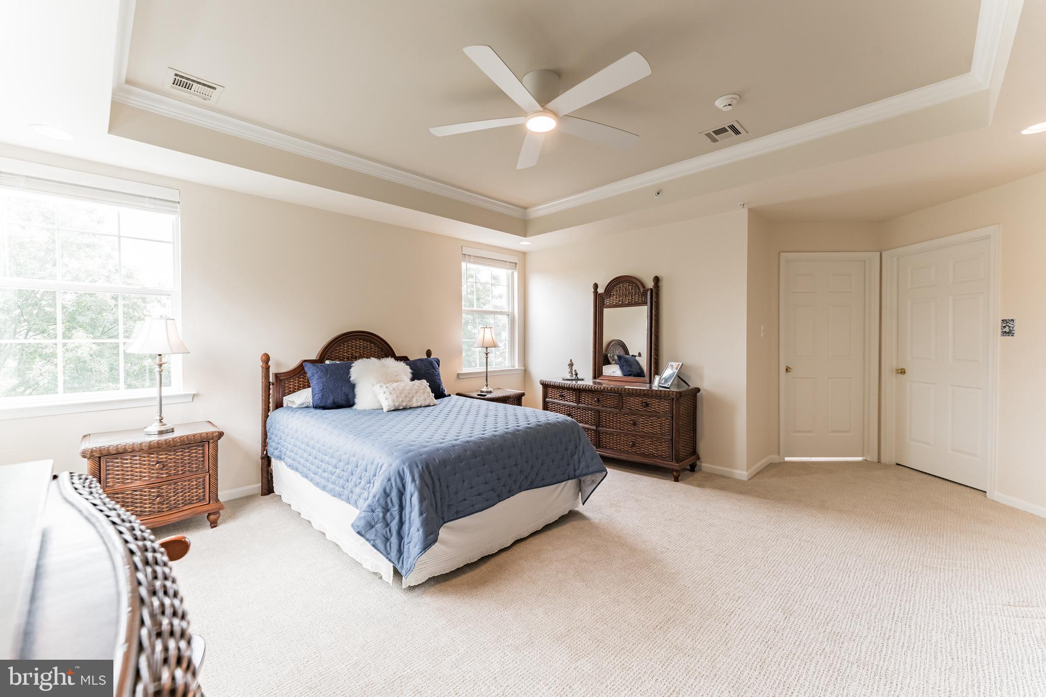 VICTORIA GARDENS - Residential