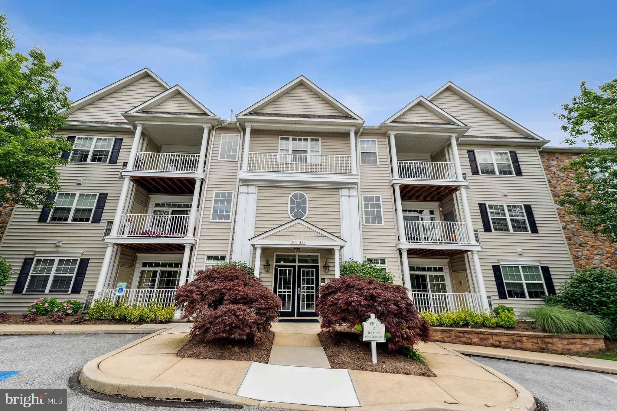 VICTORIA GARDENS - Residential