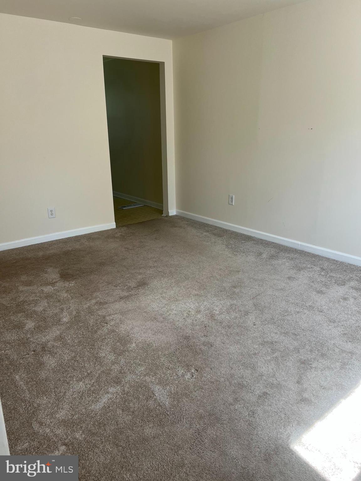 MANASSAS GARDENS - Residential Lease