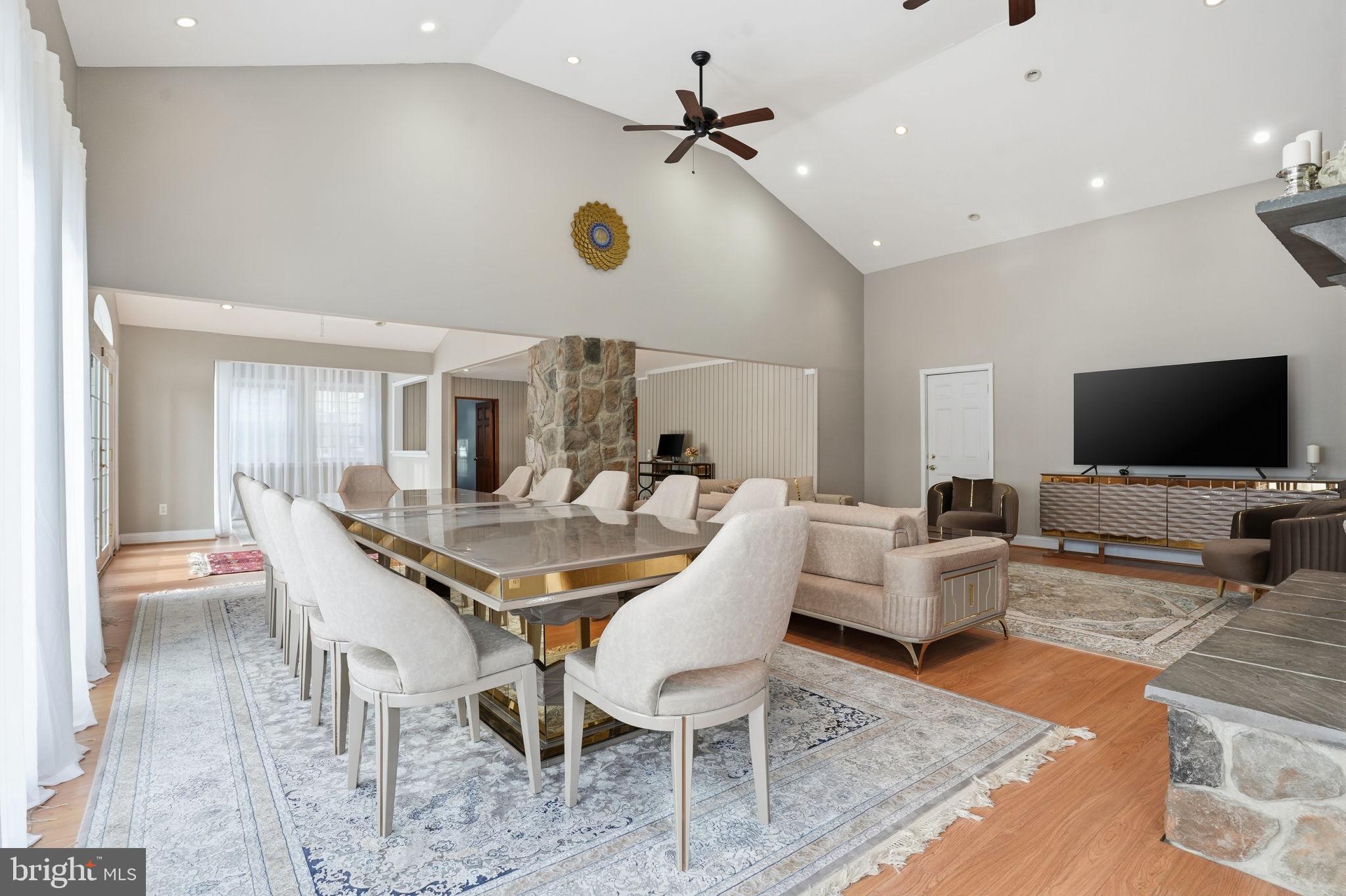 WOODLYN WEST - Residential