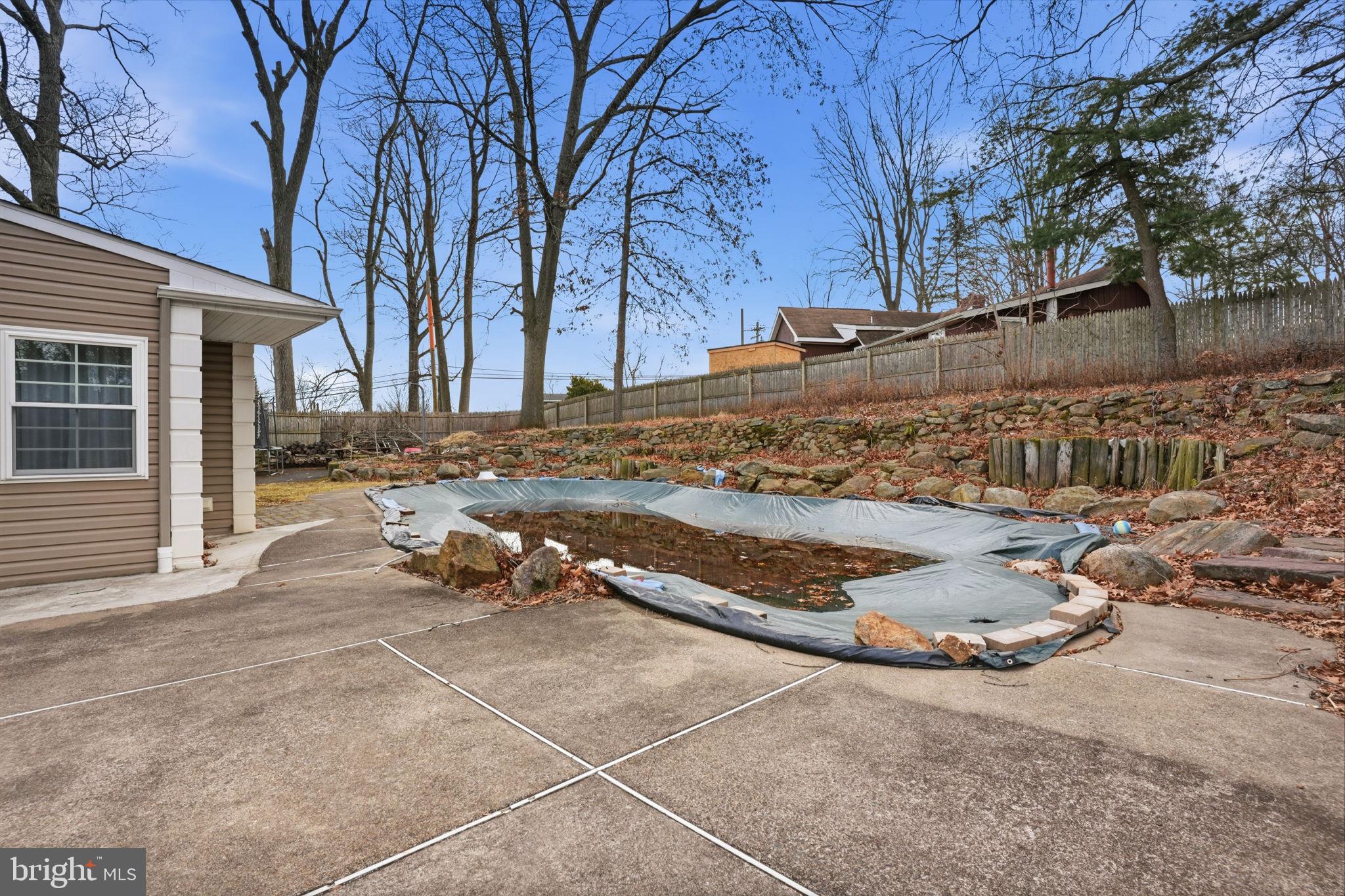 WOODLYN WEST - Residential