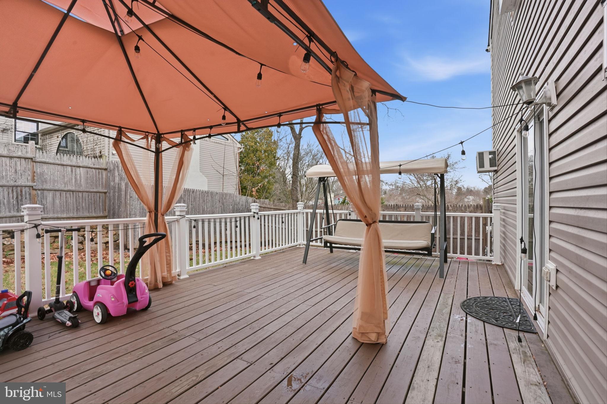 WOODLYN WEST - Residential