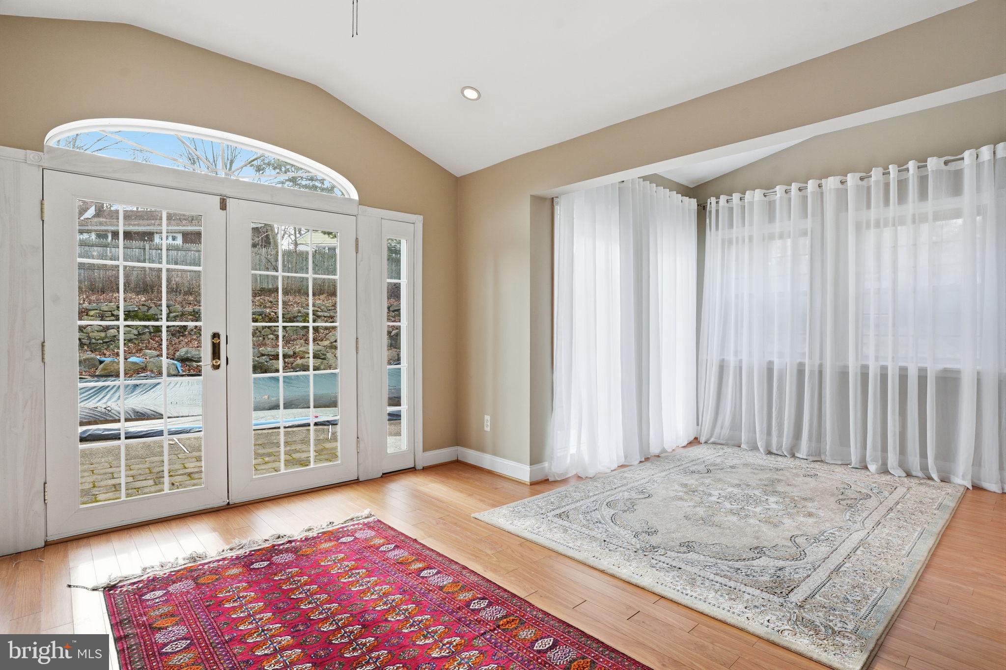 WOODLYN WEST - Residential