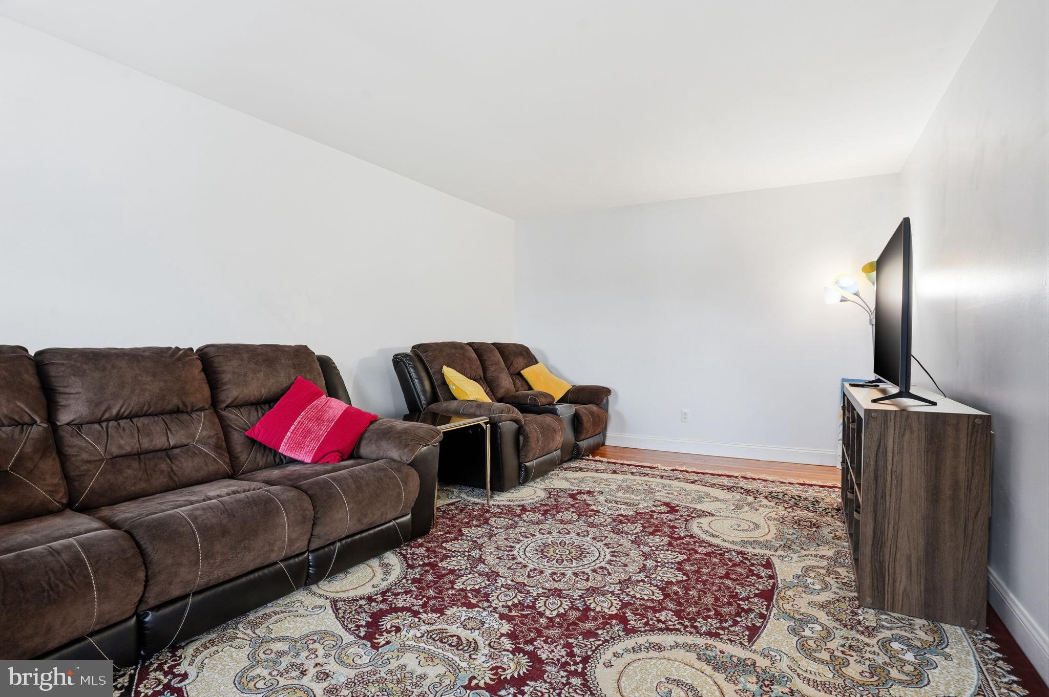 WOODLYN WEST - Residential