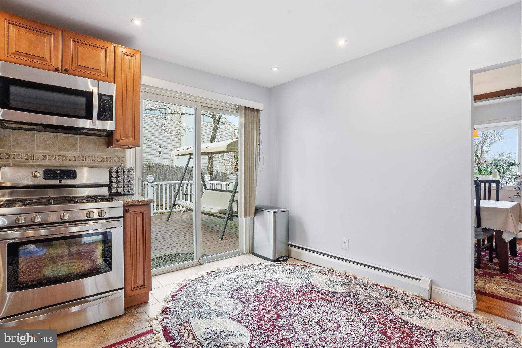 WOODLYN WEST - Residential