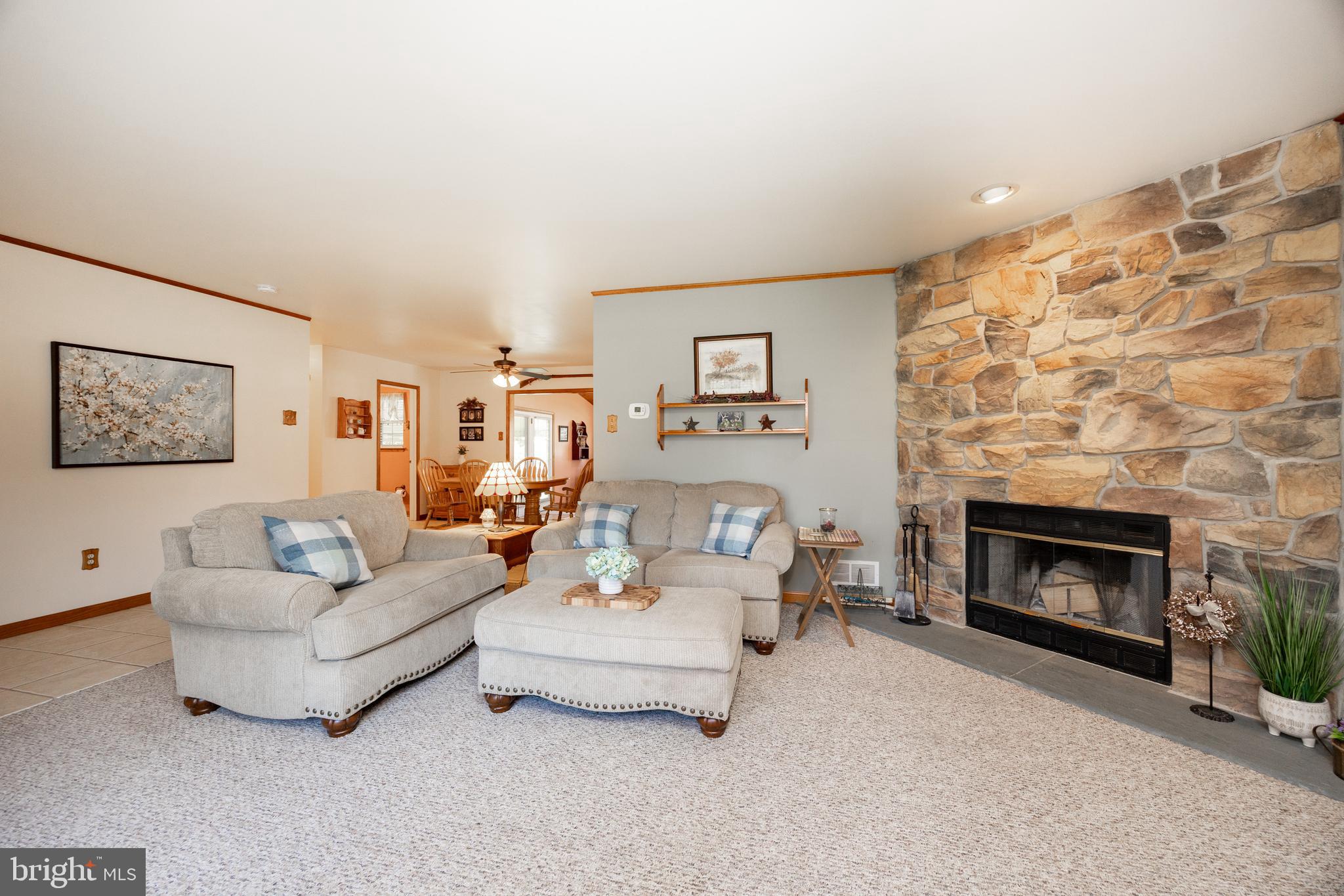 YORKTOWN - Residential