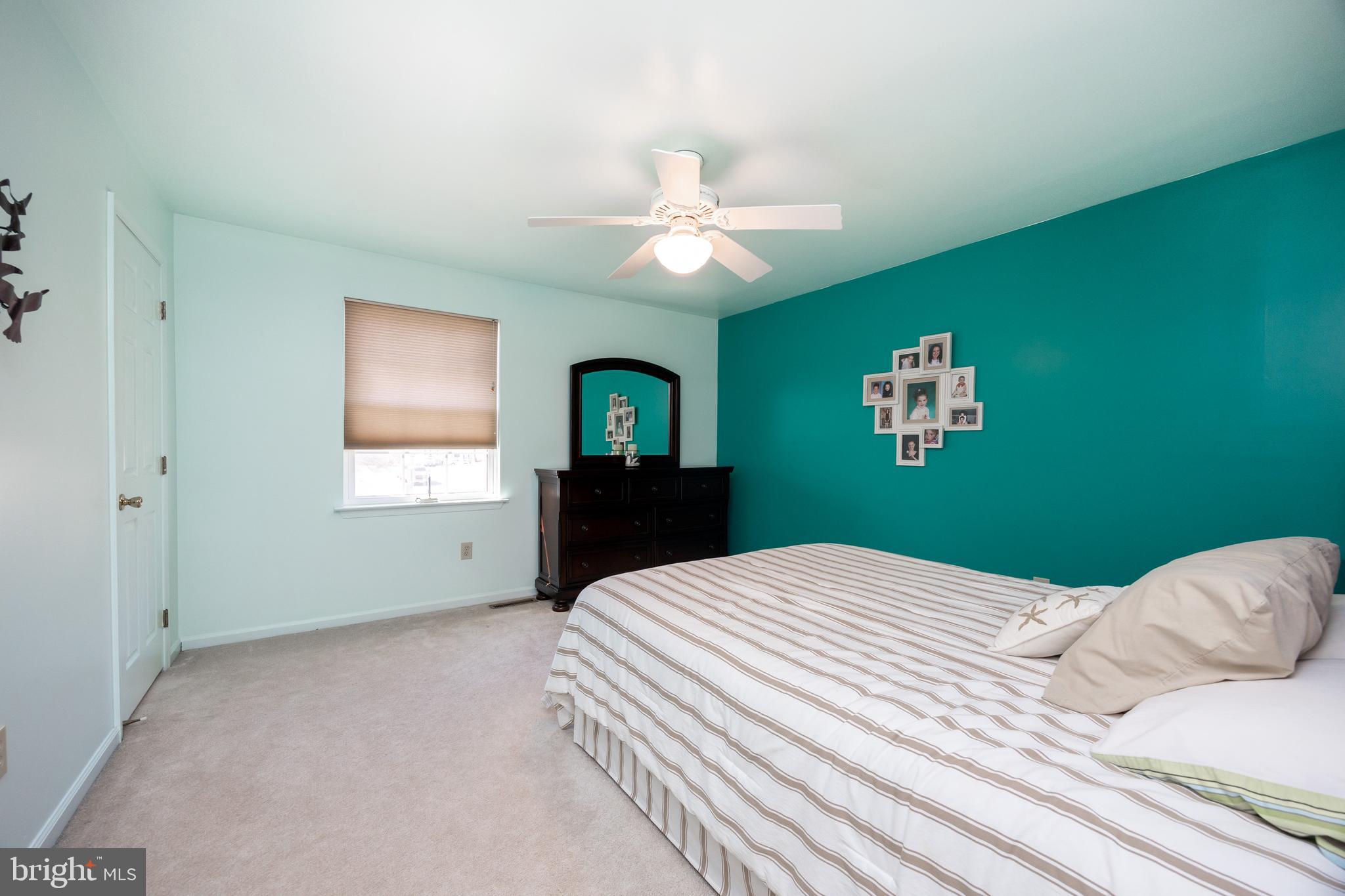 YORKTOWN - Residential