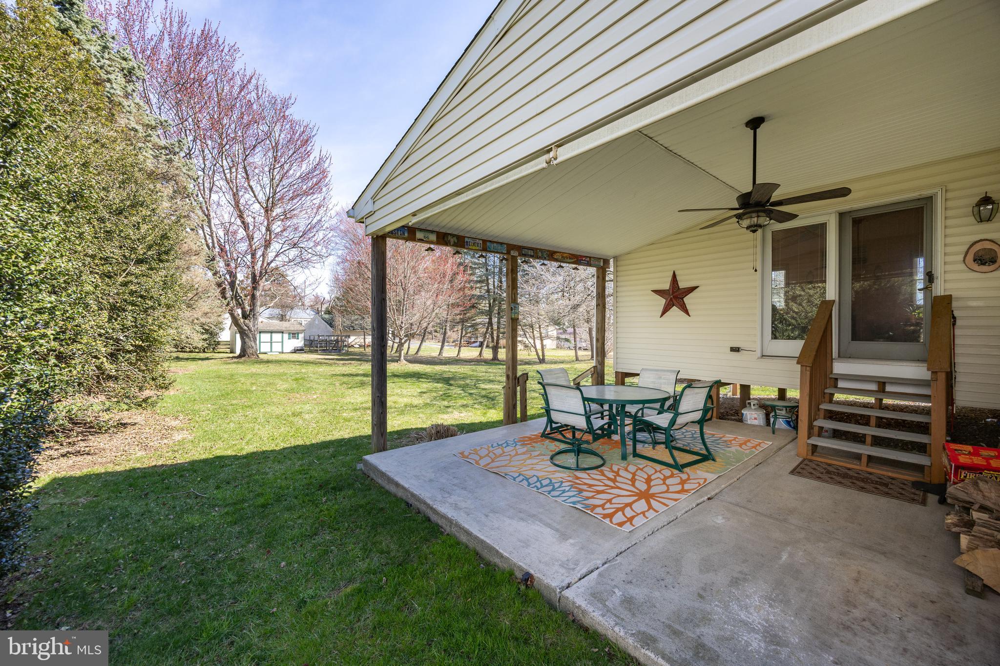 YORKTOWN - Residential