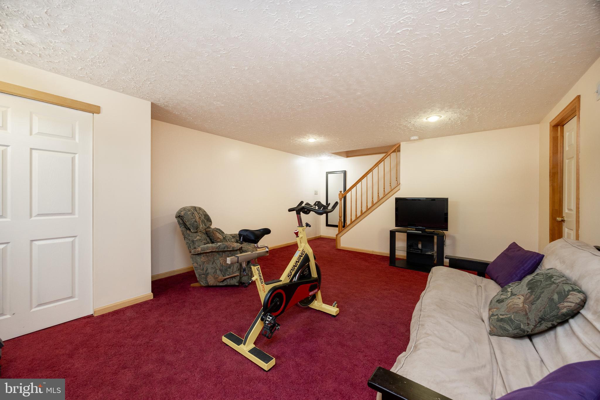 YORKTOWN - Residential