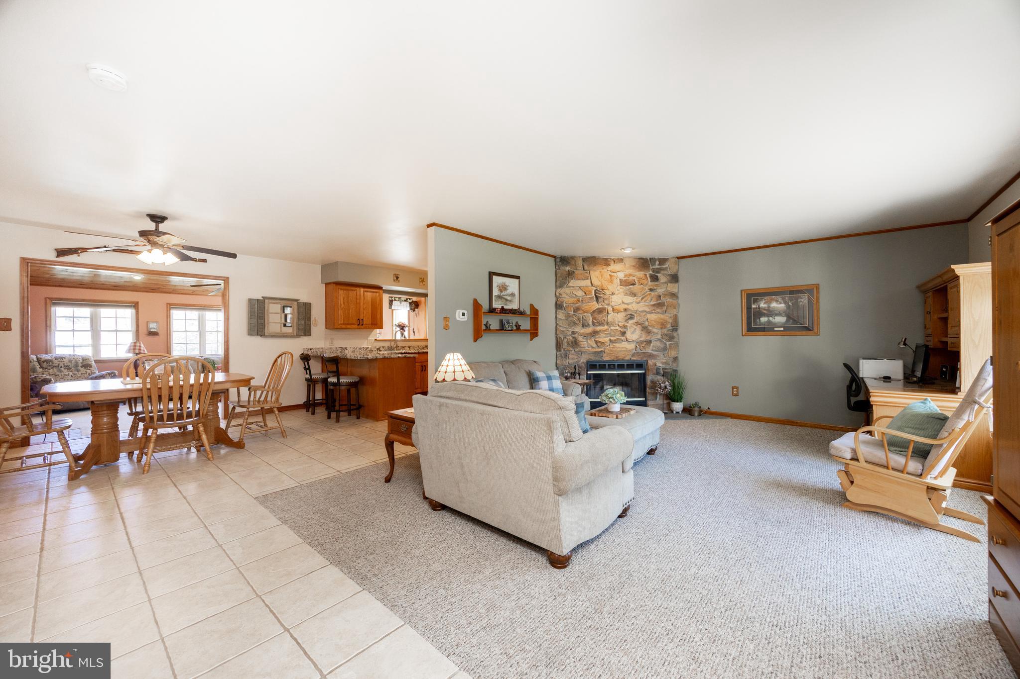 YORKTOWN - Residential