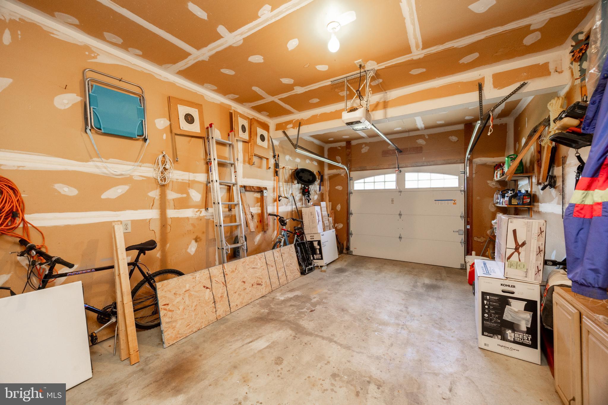 YORKTOWN - Residential