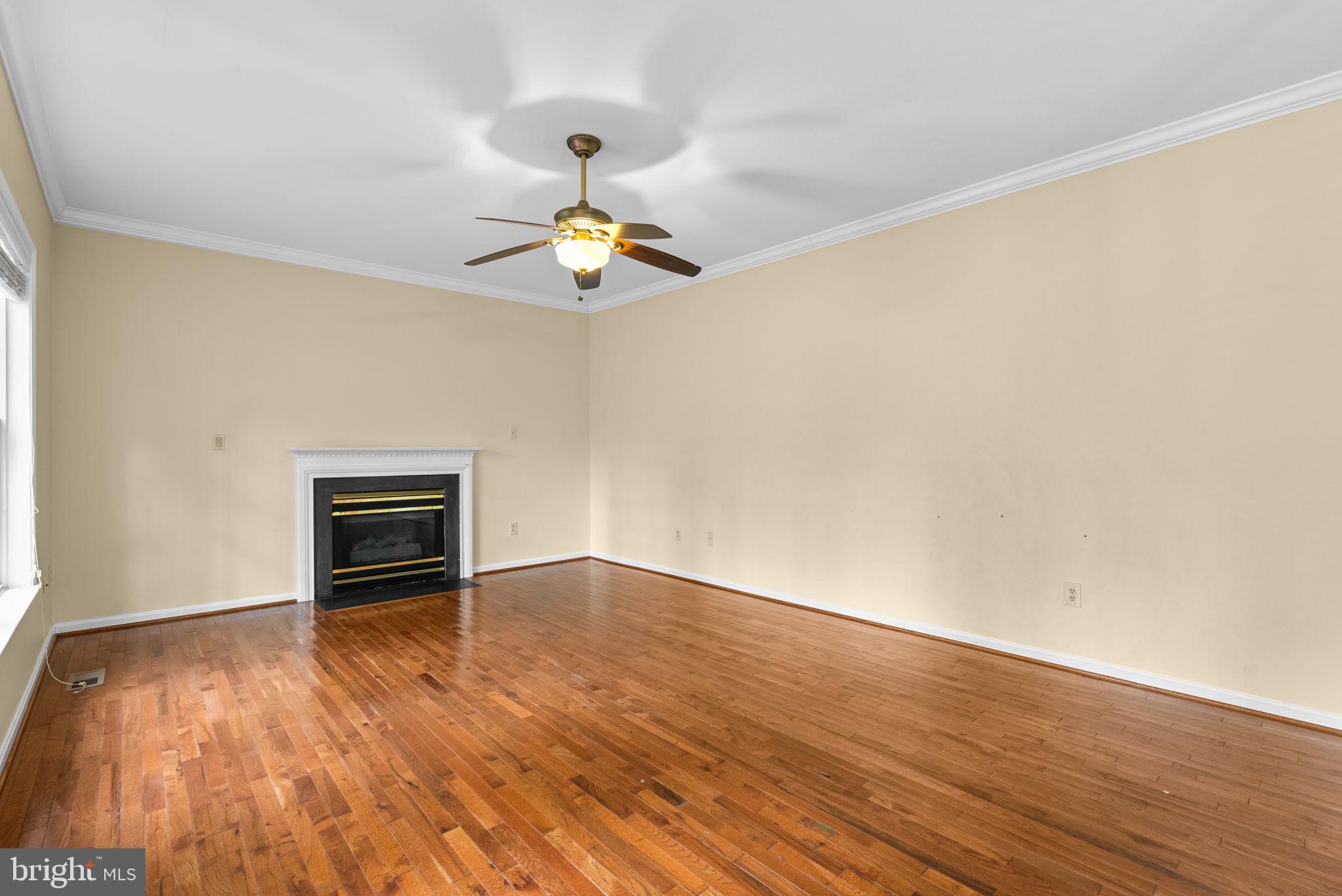 WOODLAND STATION - Residential