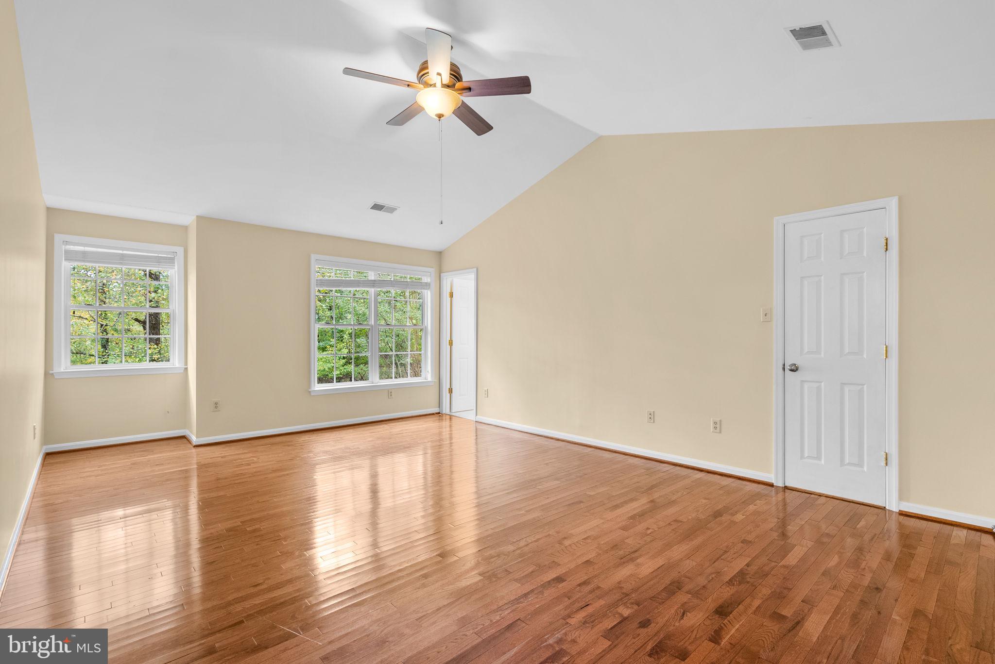 WOODLAND STATION - Residential