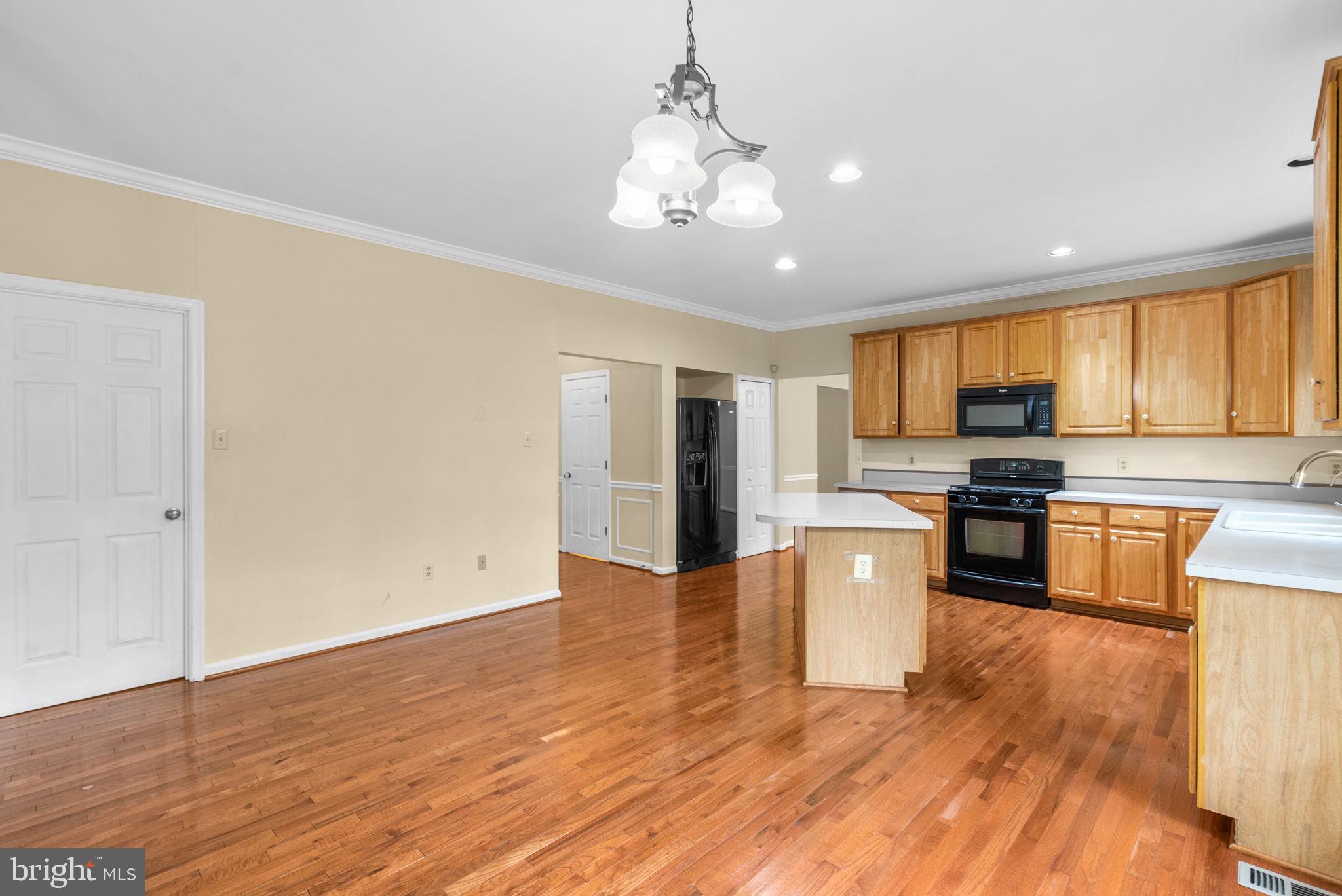 WOODLAND STATION - Residential