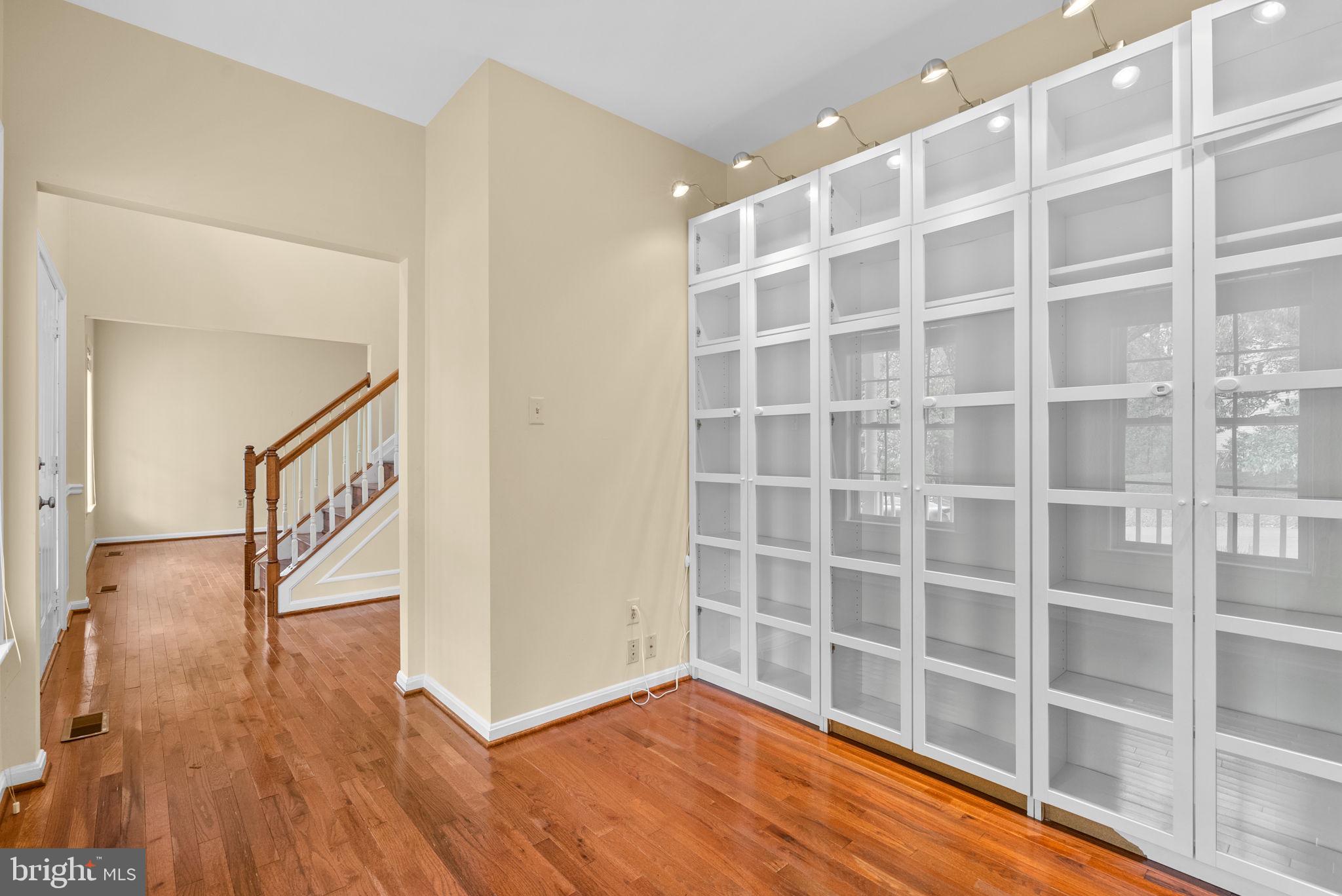 WOODLAND STATION - Residential