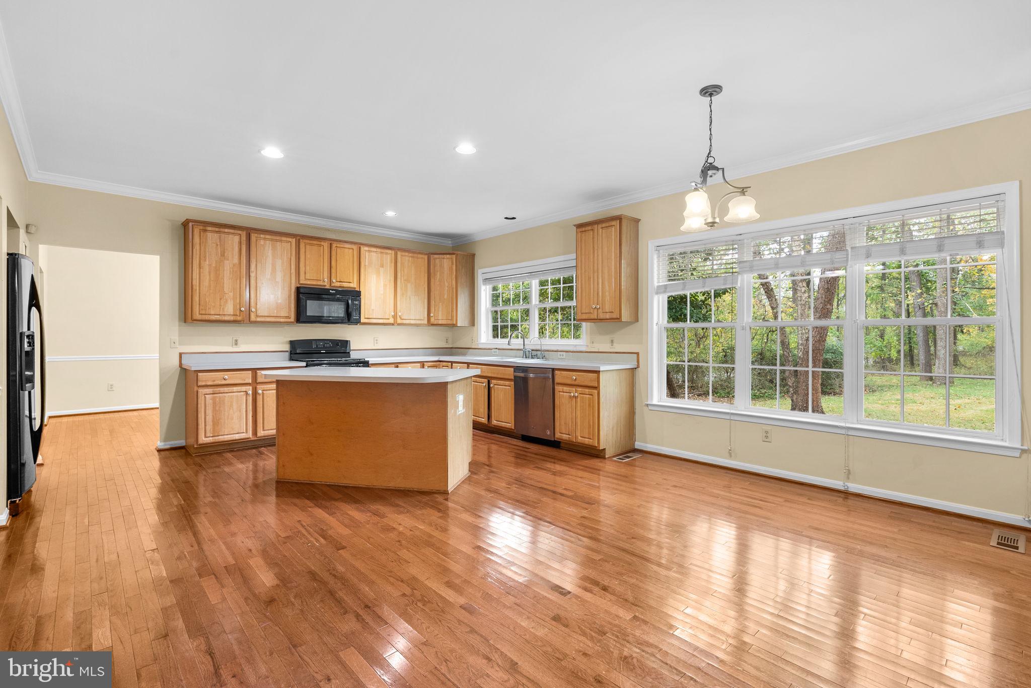 WOODLAND STATION - Residential