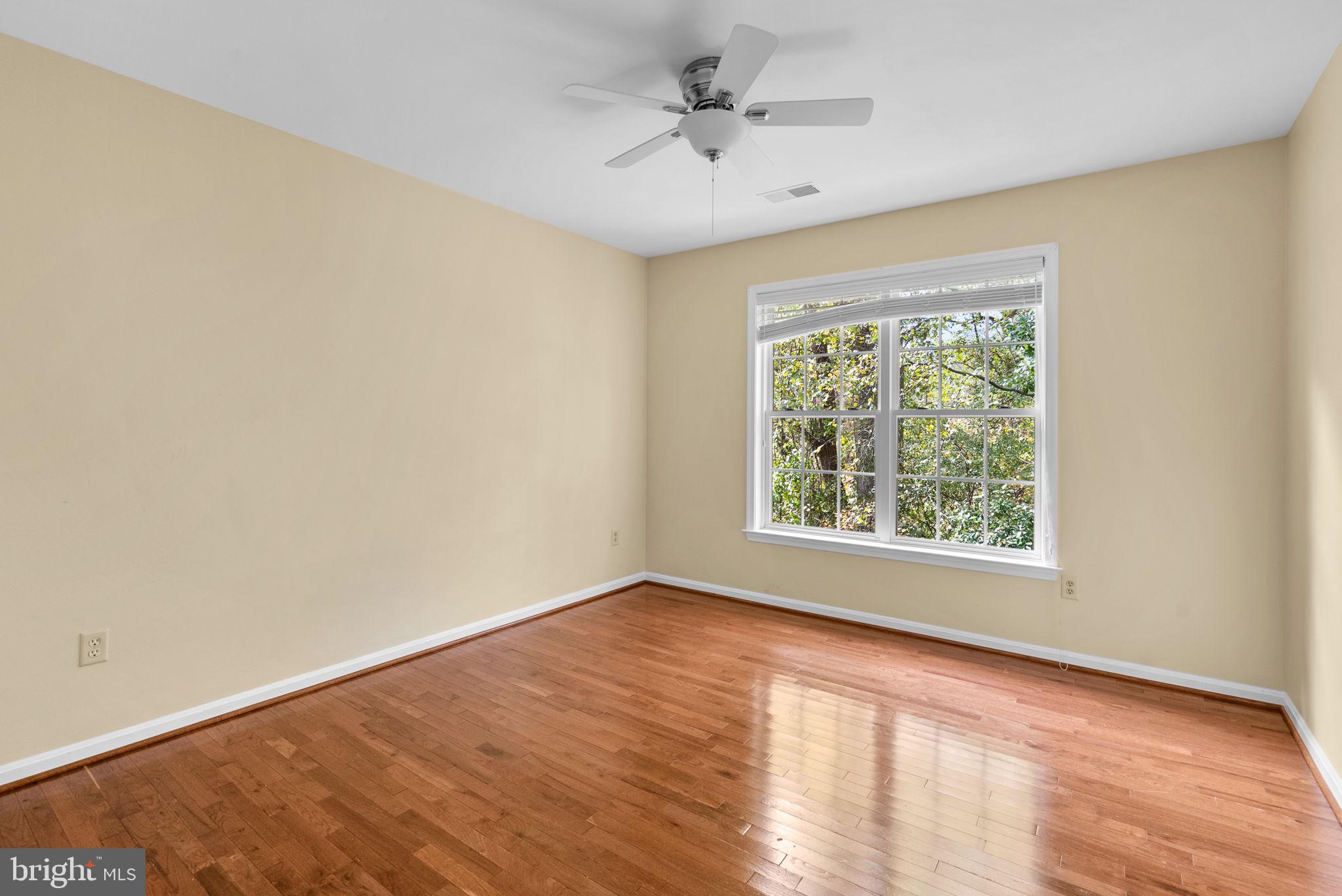 WOODLAND STATION - Residential