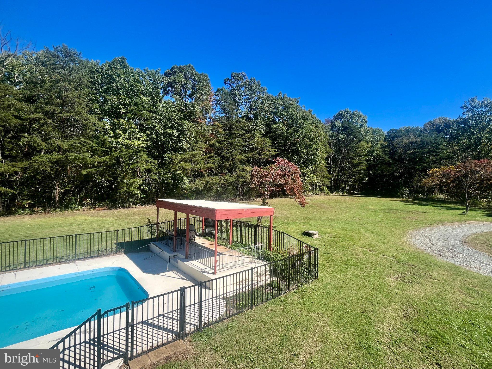 517 DOCTORS ROAD