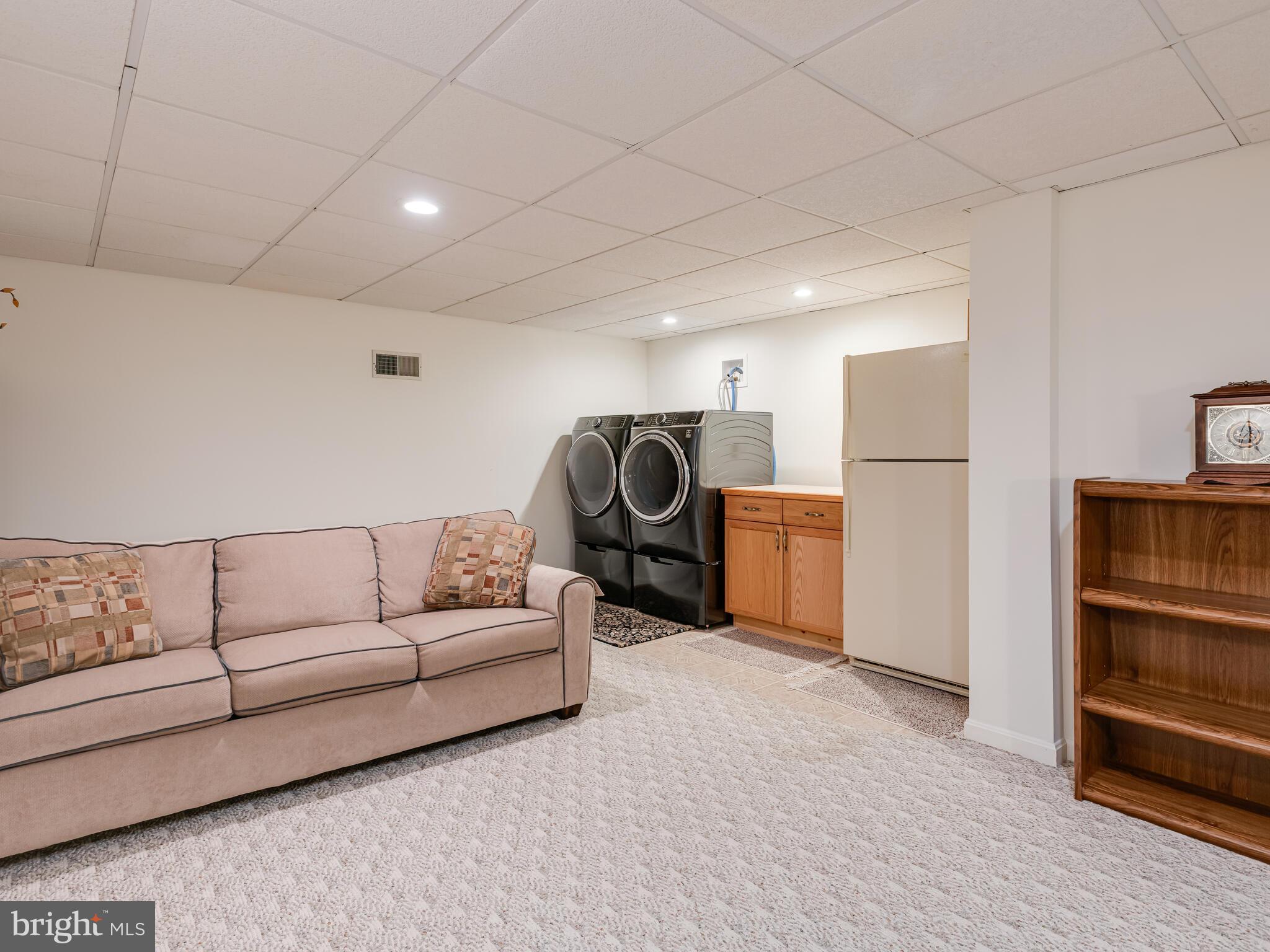 CEDAR KNOLL - Residential