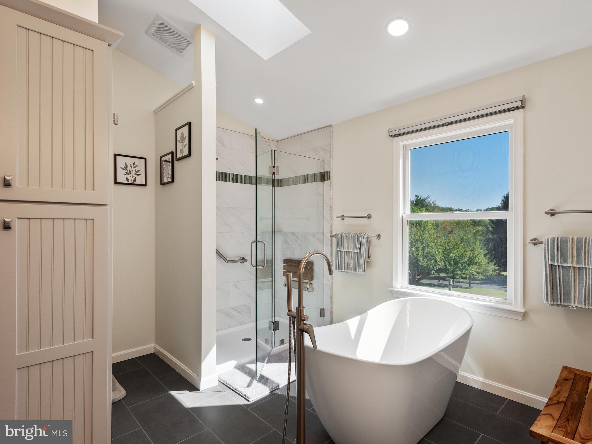 CEDAR KNOLL - Residential