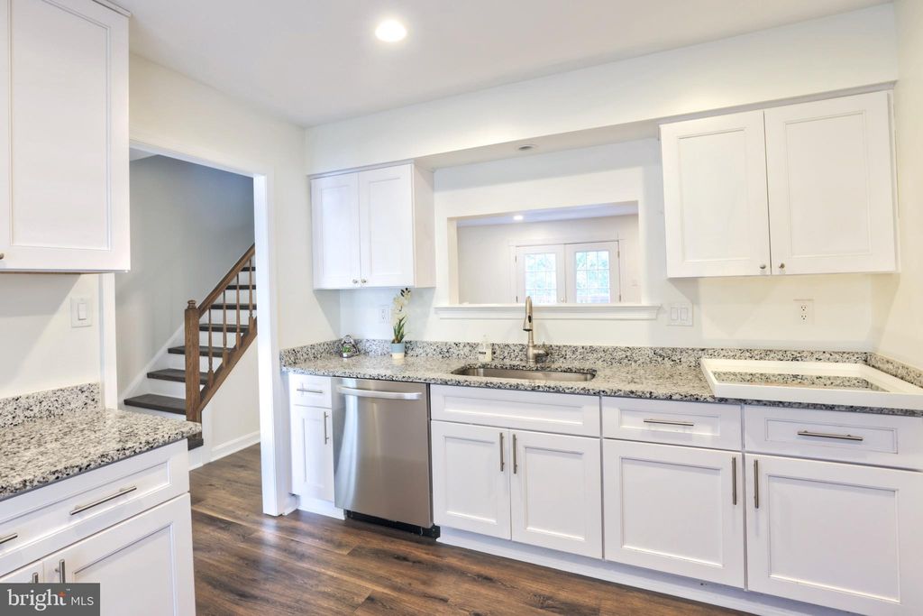Photo of 14436 Whisperwood Court, DUMFRIES, VA 22025 (MLS # VAPW2105700)