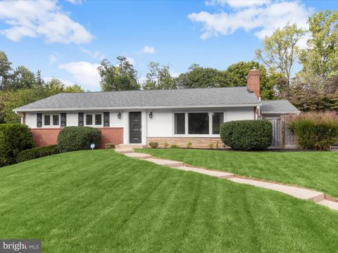 Photo of 608 Blick Drive, SILVER SPRING, MD 20904 (MLS # MDMC2199096)