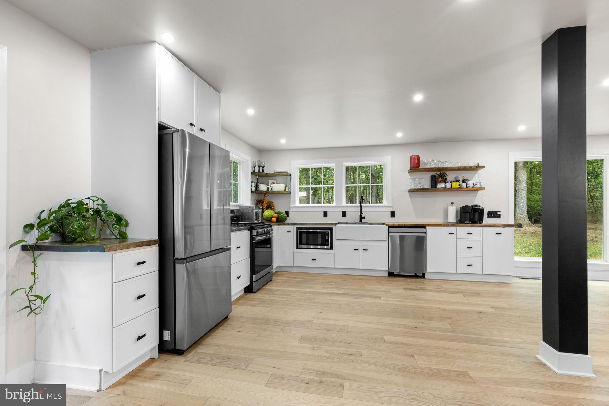 SUMMERWIND - Residential