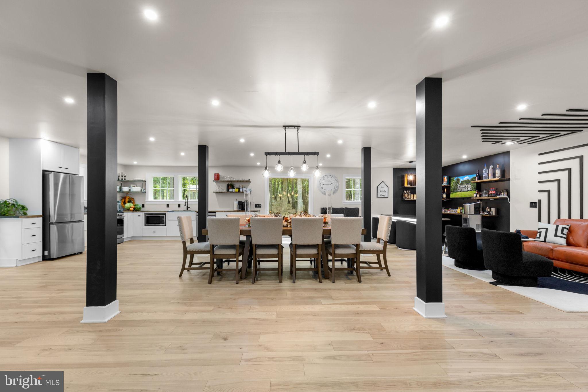 SUMMERWIND - Residential